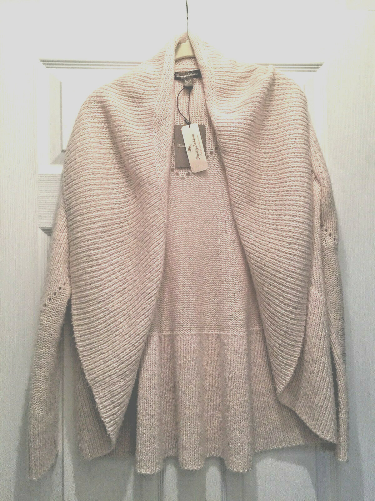 Tommy Bahama Cashmere/Silk/Wool Size M Beige Cardigan Sweater $248 price tag