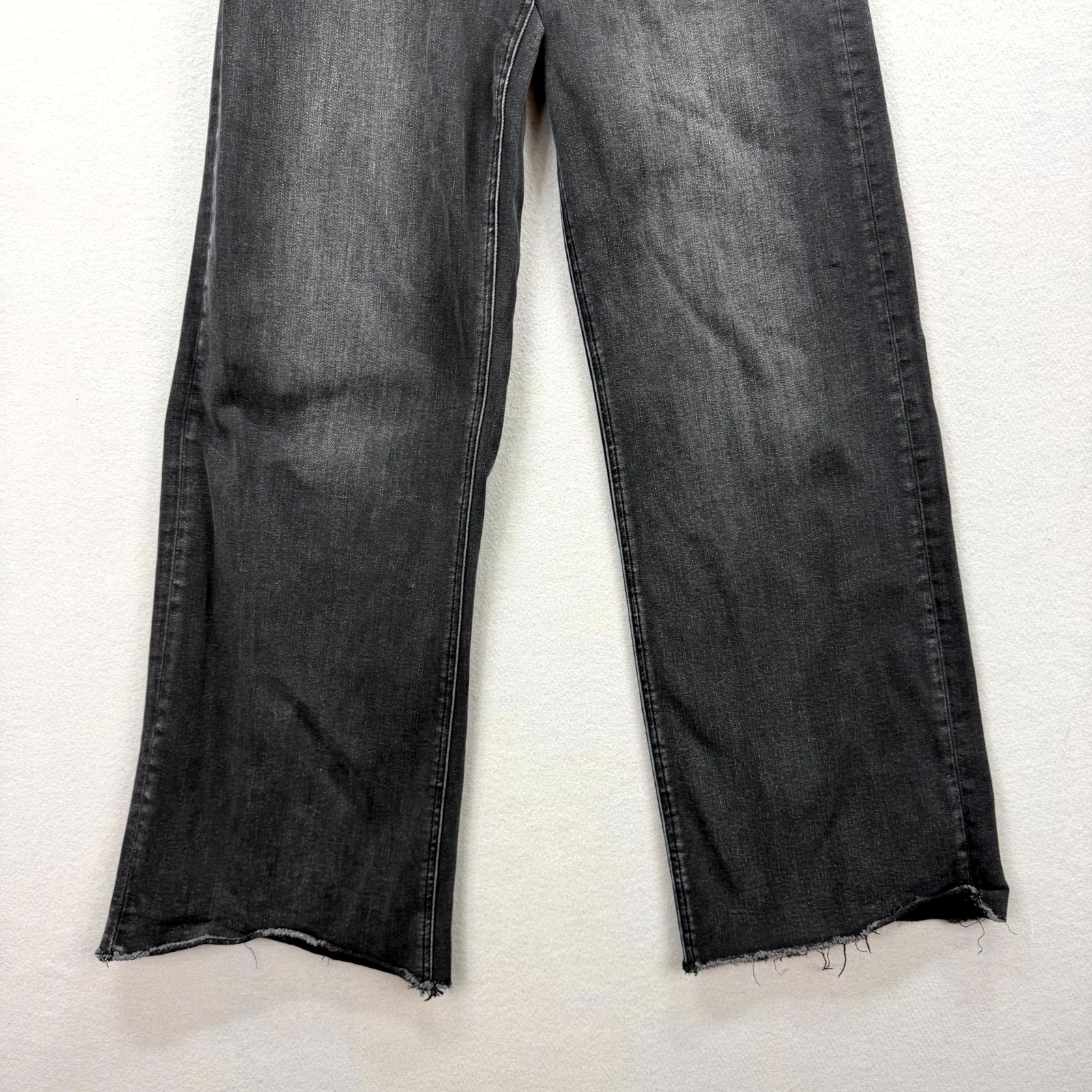 Altar’d State Jeans Womens 28 Dark Gray Denim Pants Wide Baggy Frayed Raw Hem