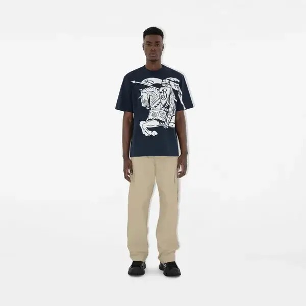 BURBERRY Equestrian Knight Print T-Shirt Men’s M Storm Crew Neck Short Sleeve