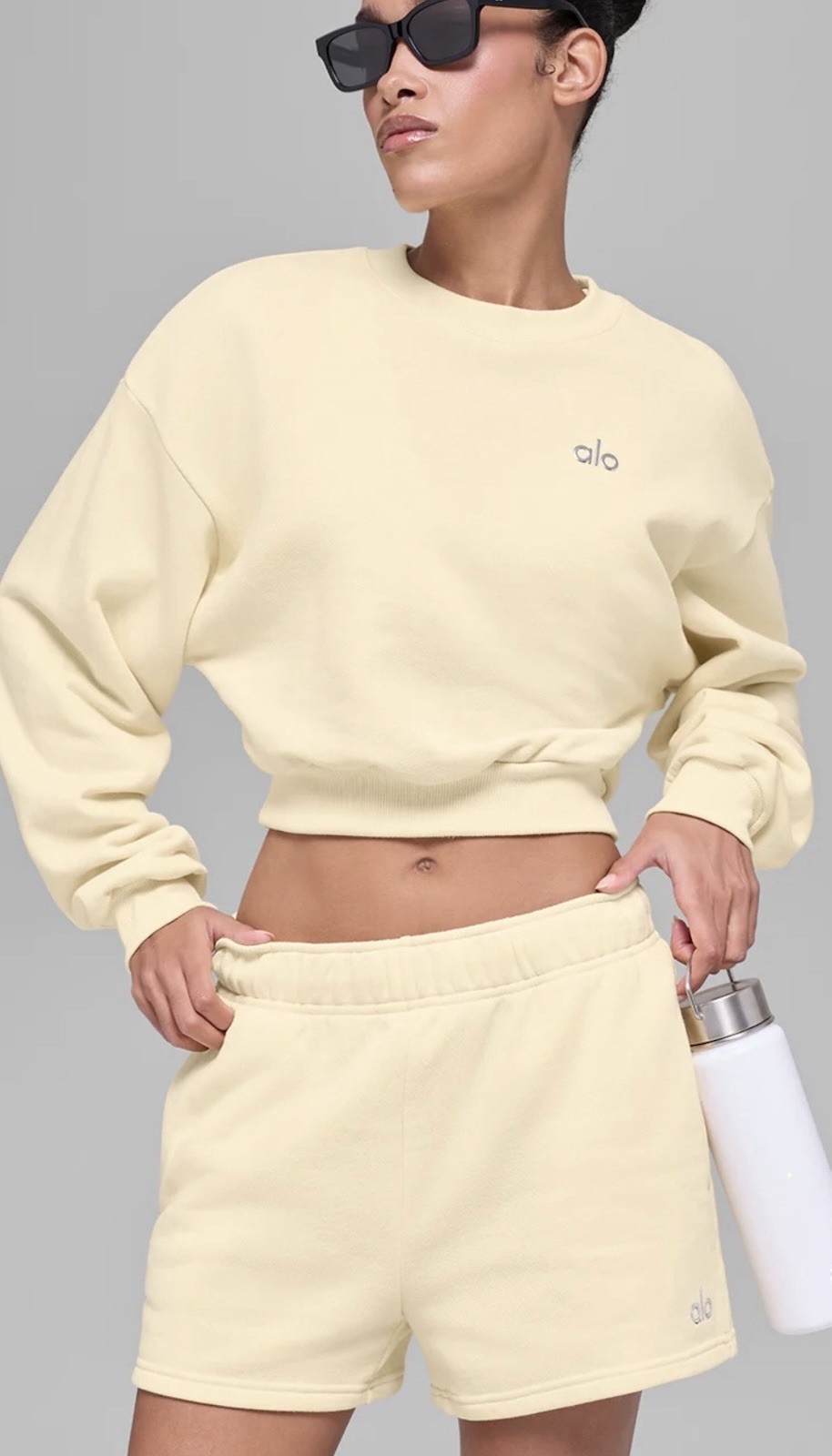 ALO YOGA Candlelight Coord Accolade Set XXS Crewneck Cropped Sweatshirt Shorts