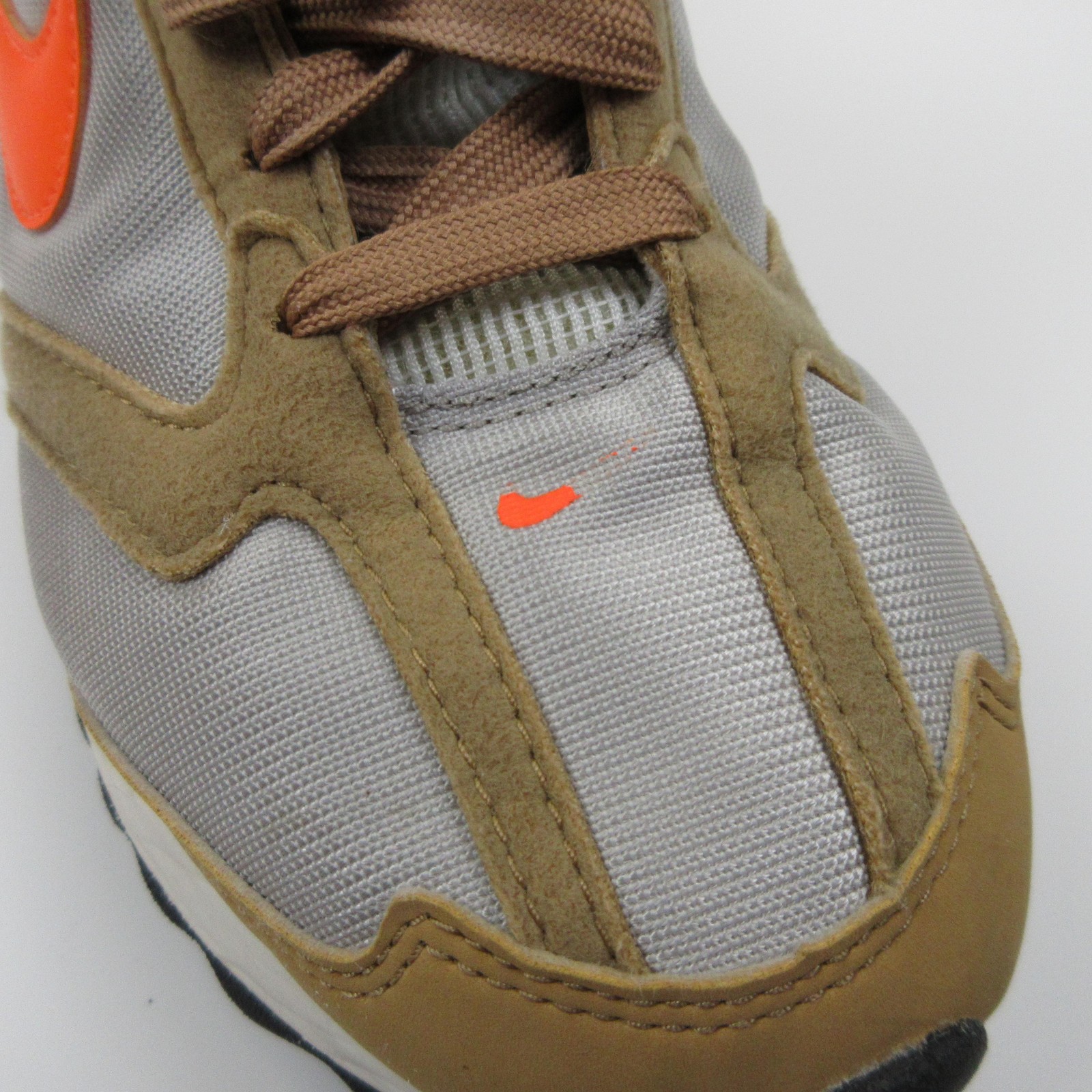 Nike Air Max Dawn Shoes Mens Size 9 Tan Gray Orange Running Sneakers DM0013-700