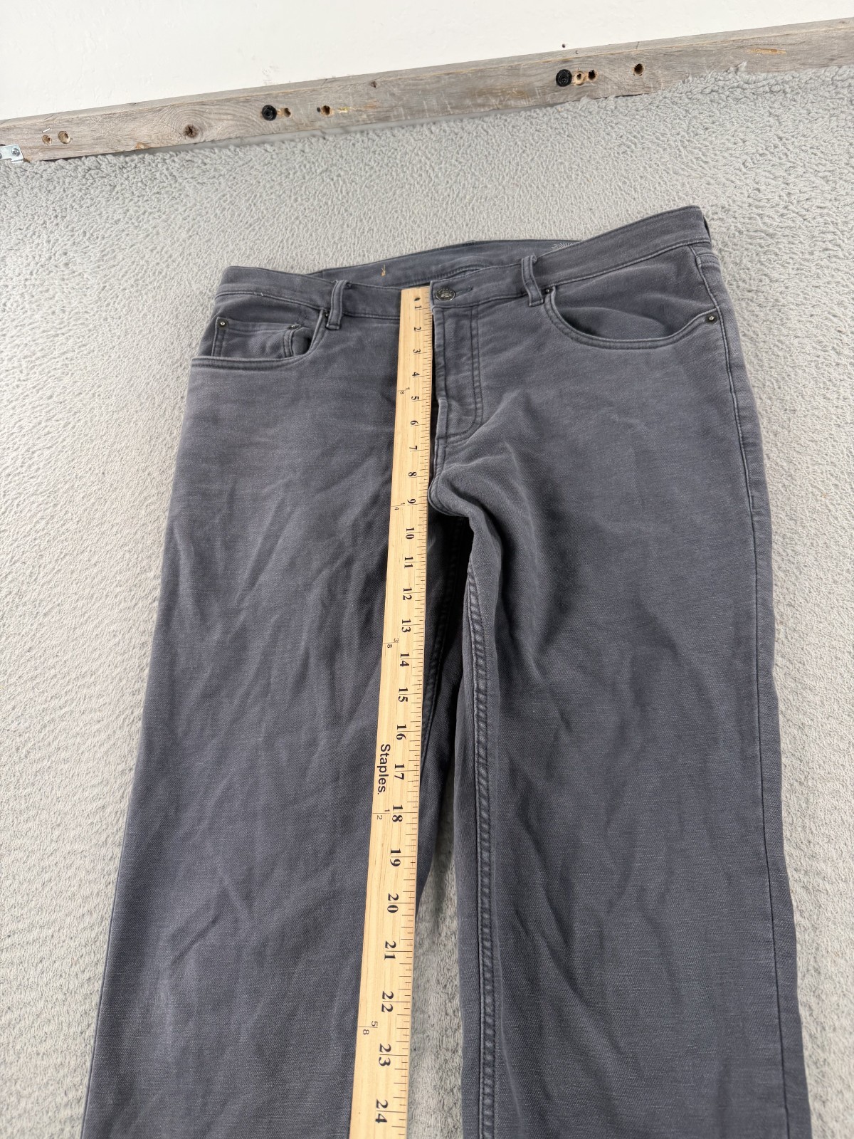 Faherty Jeans Mens 32×28 Gray Charcoal Wash Regular Straight Denim Pants Casual