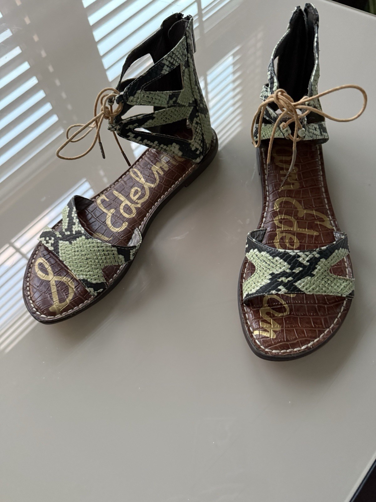 Sam Edelman Gladiator Back Zipper Flat Sandals Size 9. Color Green/Black