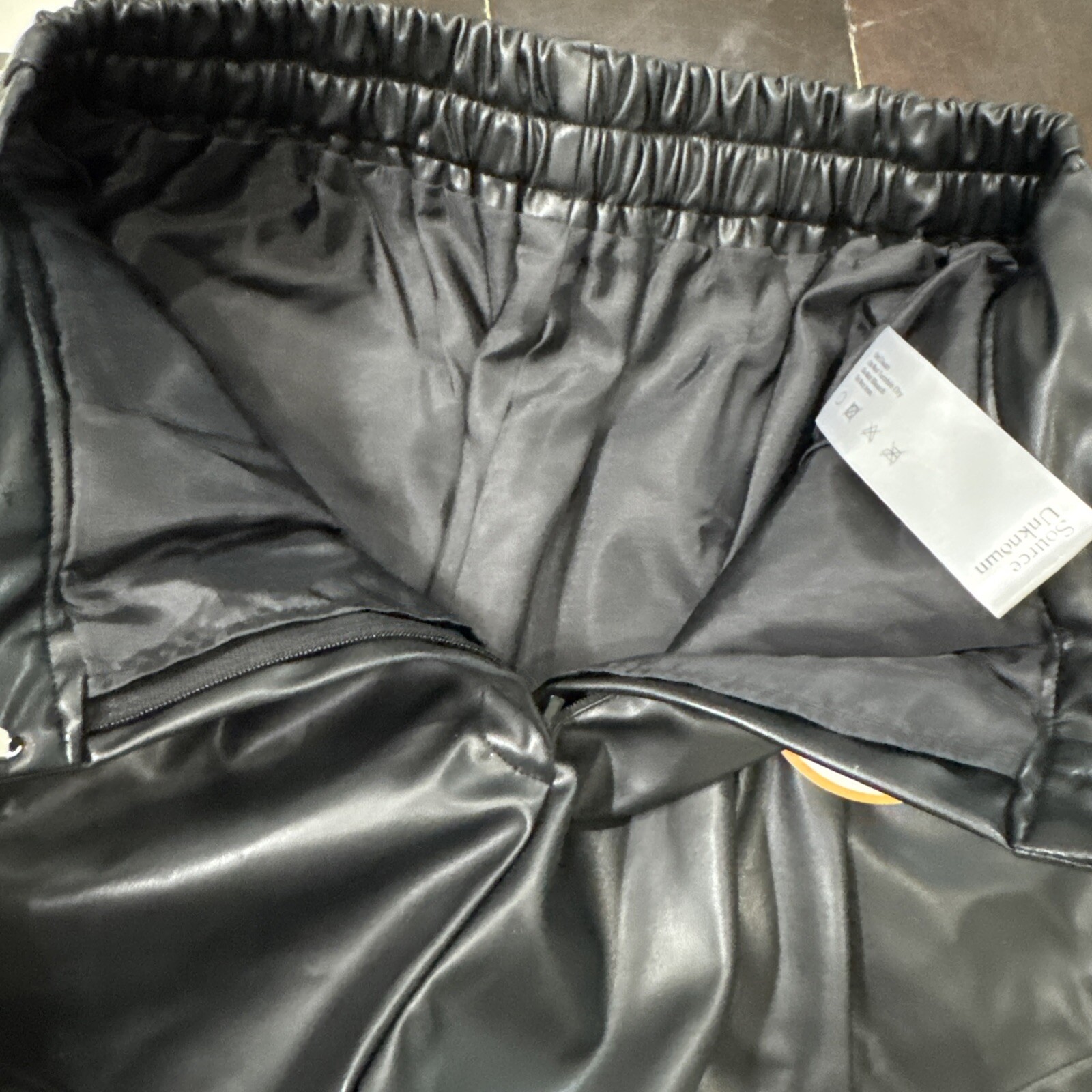 Source Unknown New With Tag Giacca High Rise Angled Leather Shorts Black S/M