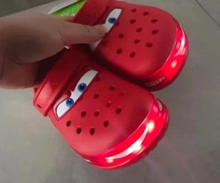 Kid’s LIGHT-UP Lightning McQueen Crocs boys girls Shoe Clog Disney C8-C9 Size **