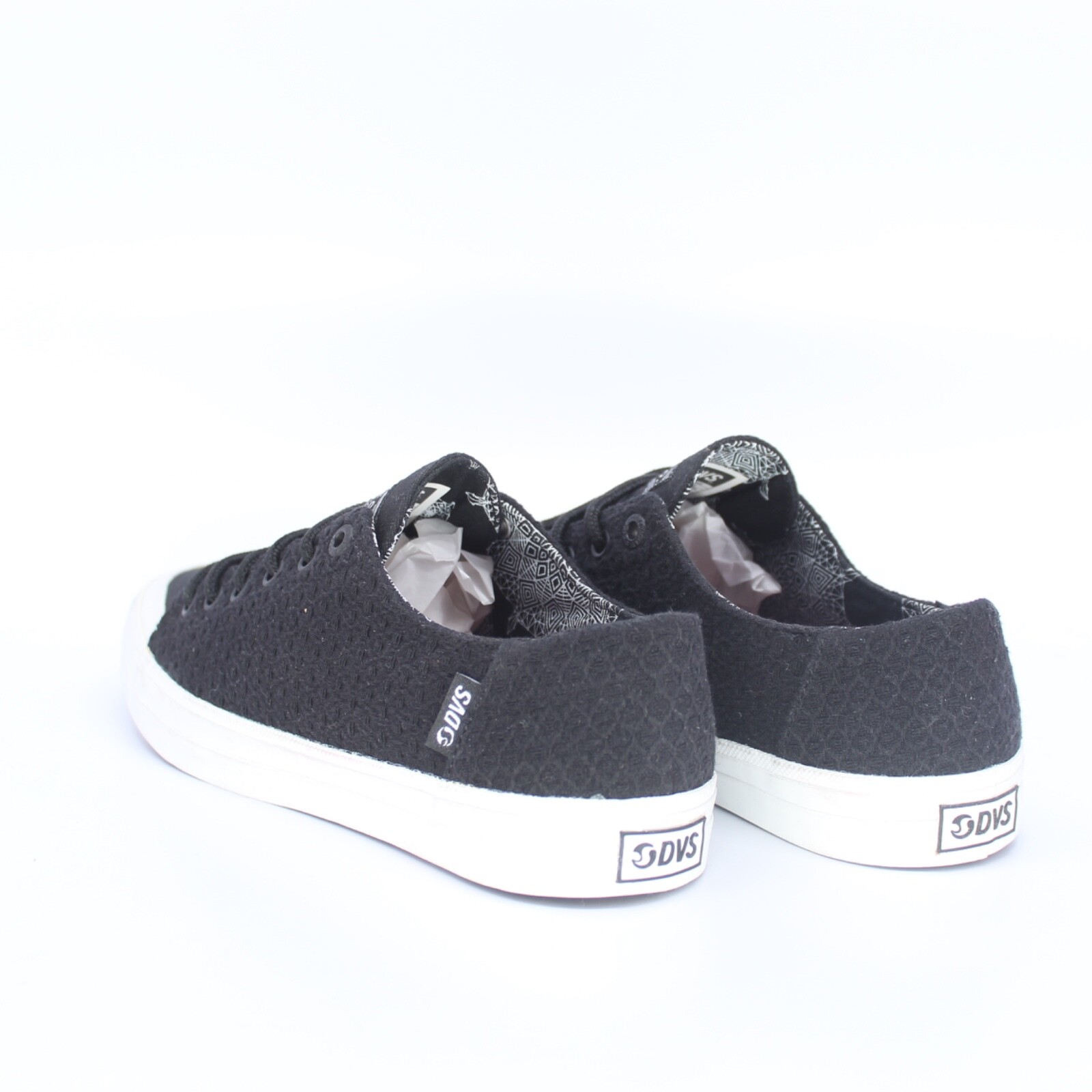 DVS Shoes Edmon Sneakers Women US 6 Black