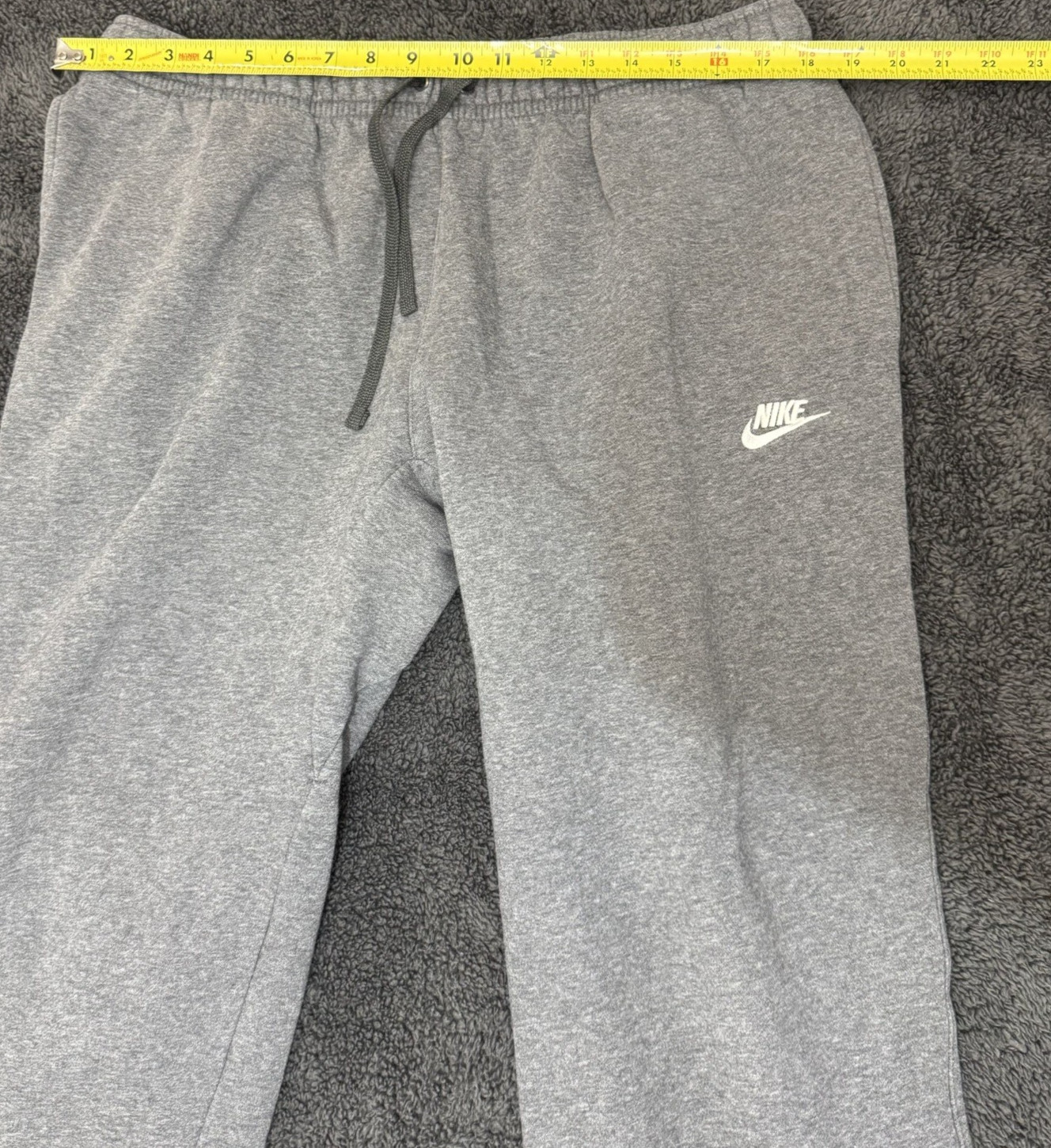 Nike Pants Men’s 2XL Gray Fleece Sweatpants Straight Joggers Classic Logo