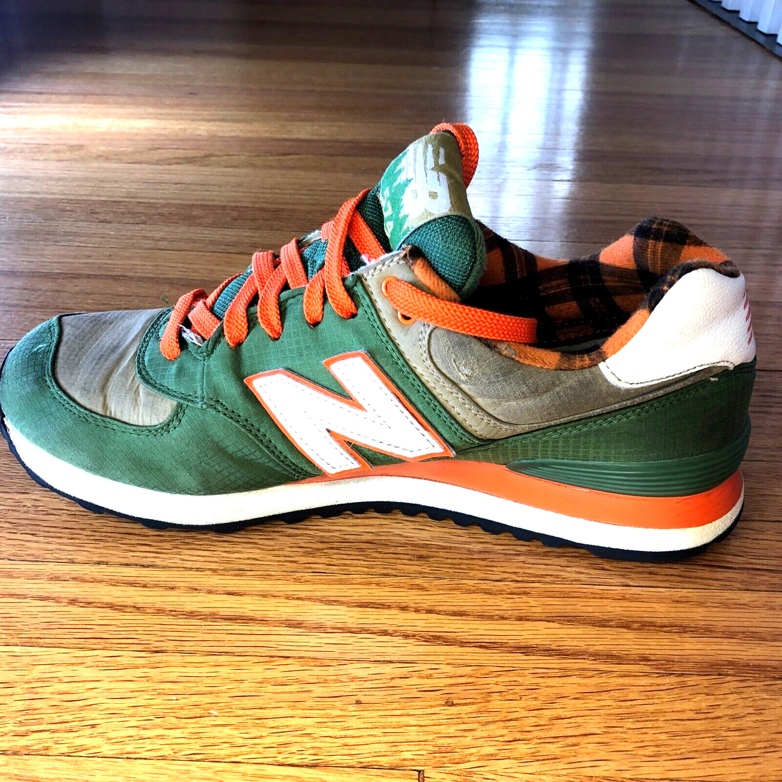 New Balance 574 ML574FTC Camper Pack – Men Size 9.5 – Green/Orange Running Shoe