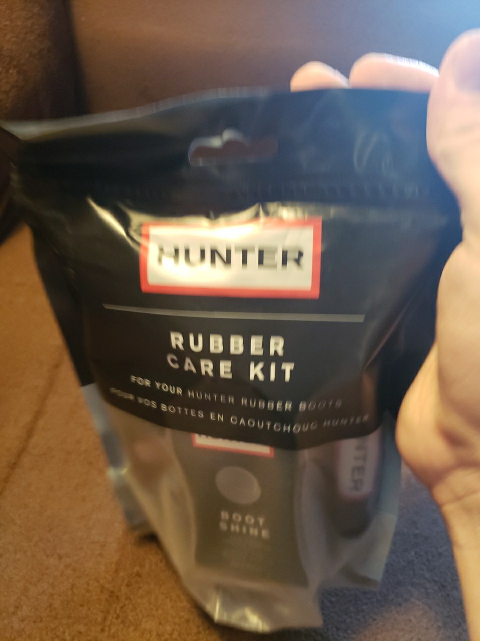 HUNTER RUBBER CARE KIT FOR YOUR HUNTER RUBBER BOOT AND SHOE CARE