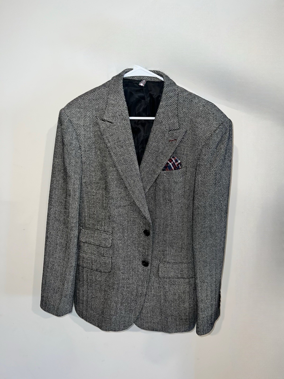 PJ Paul Jones Men’s Gray Wool Tweed Herringbone Blazer L Regular Two-Button