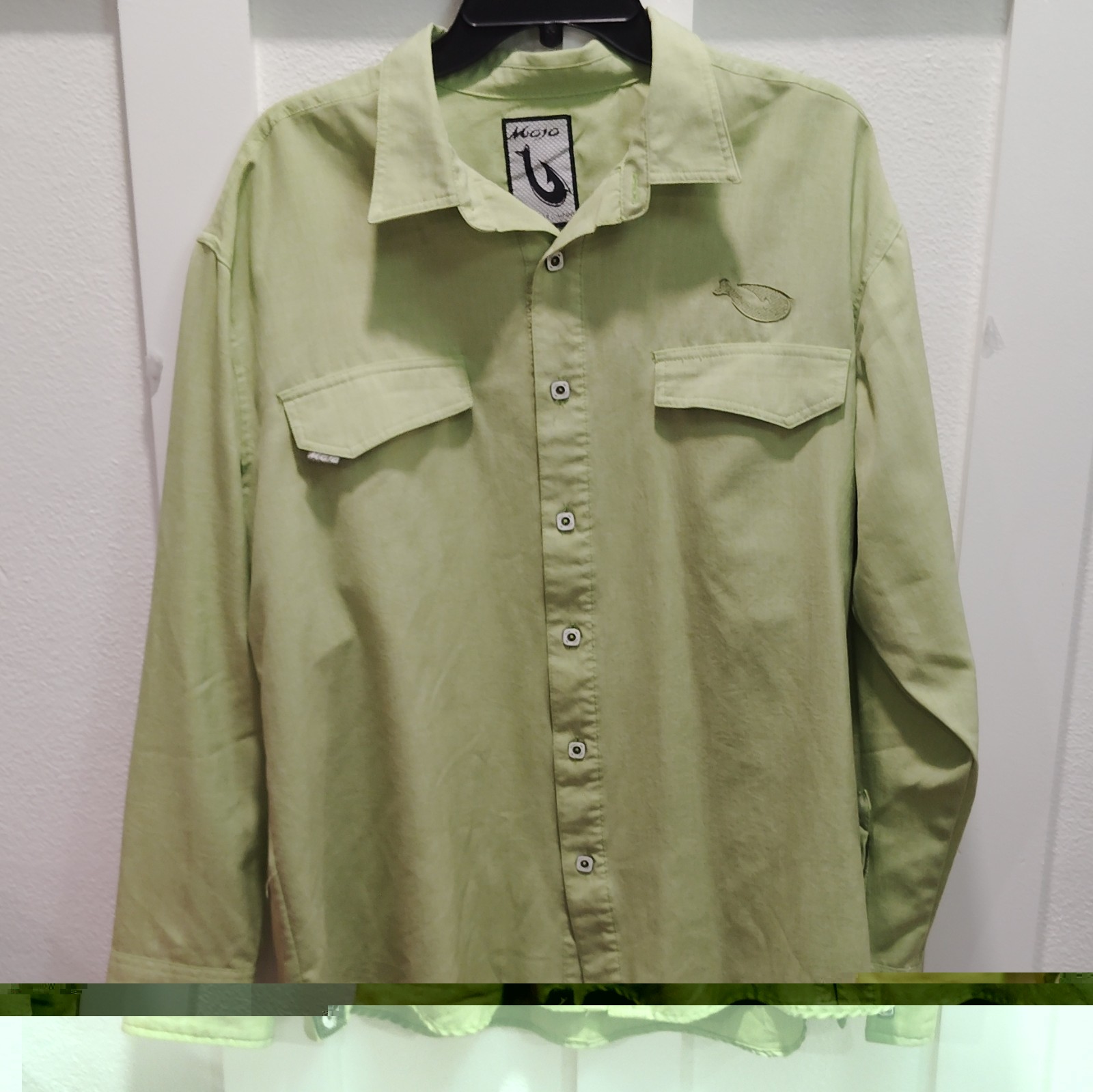 Mojo Men’s XL Woven Solid Green Button-Up Shirt Long Sleeve Pockets Embroidered