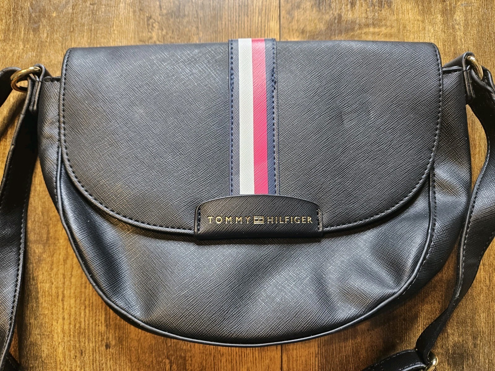 NEW Tommy Hilfiger Keri Semi-Circle Logo Crossbody Bag w/Adjustable Strap MARK