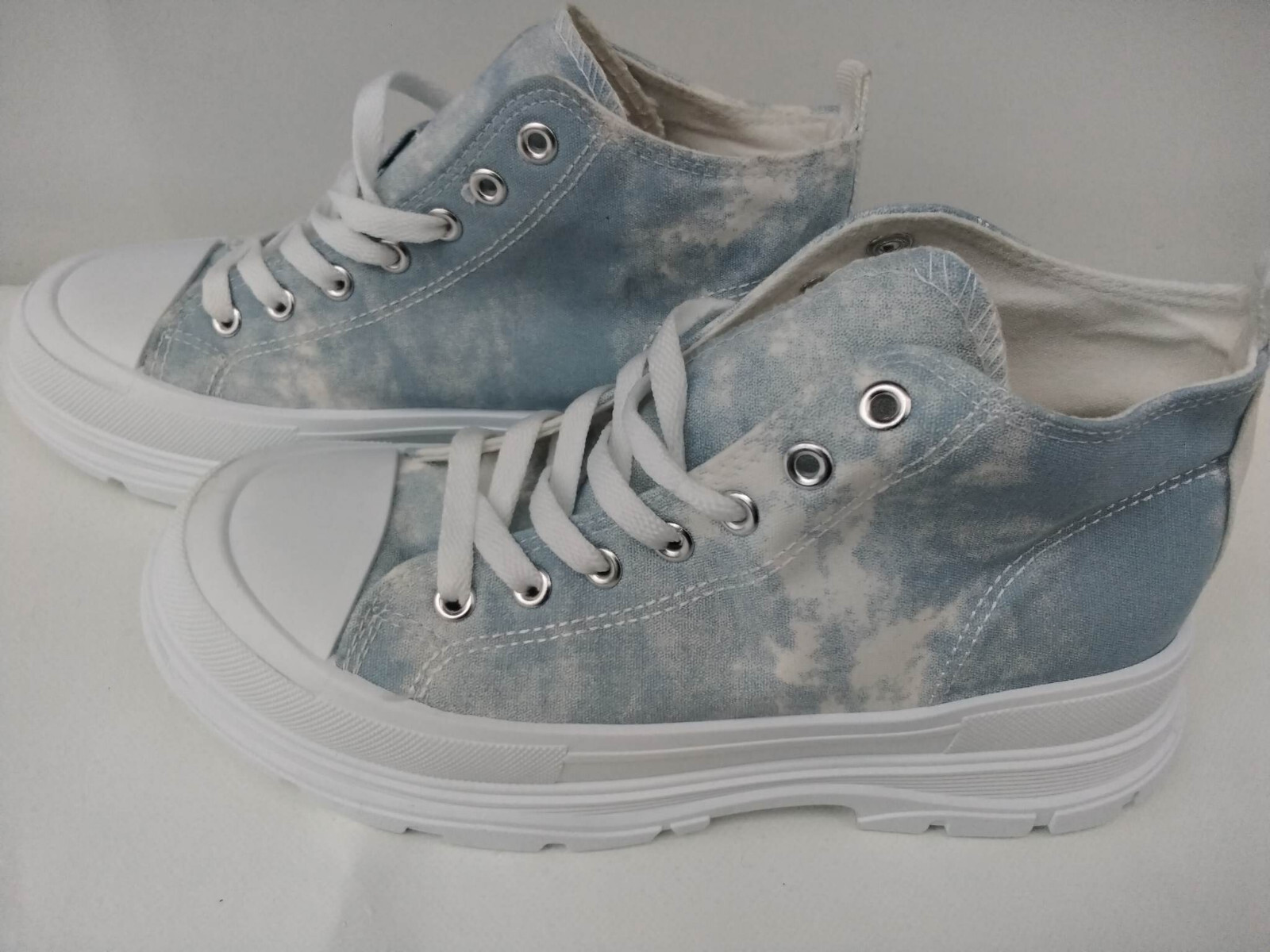 Top Price casual shoe, everyday shoe, sports shoe, sizes: 36,37,38,39,40,41, NEW