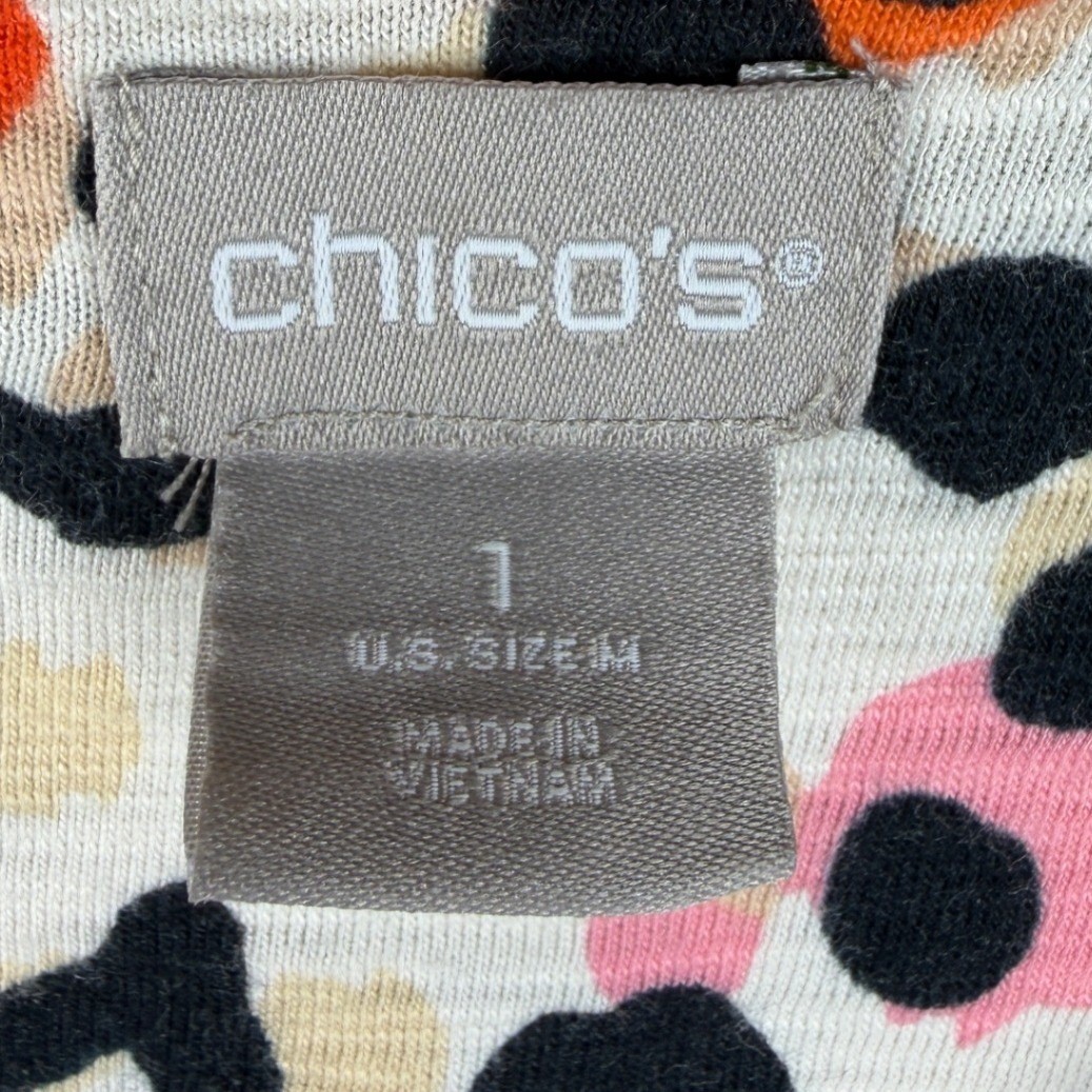 Chico’s Cheetah Print 3/4 Sleeve Vneck Top size Medium White/Black/Multicolor