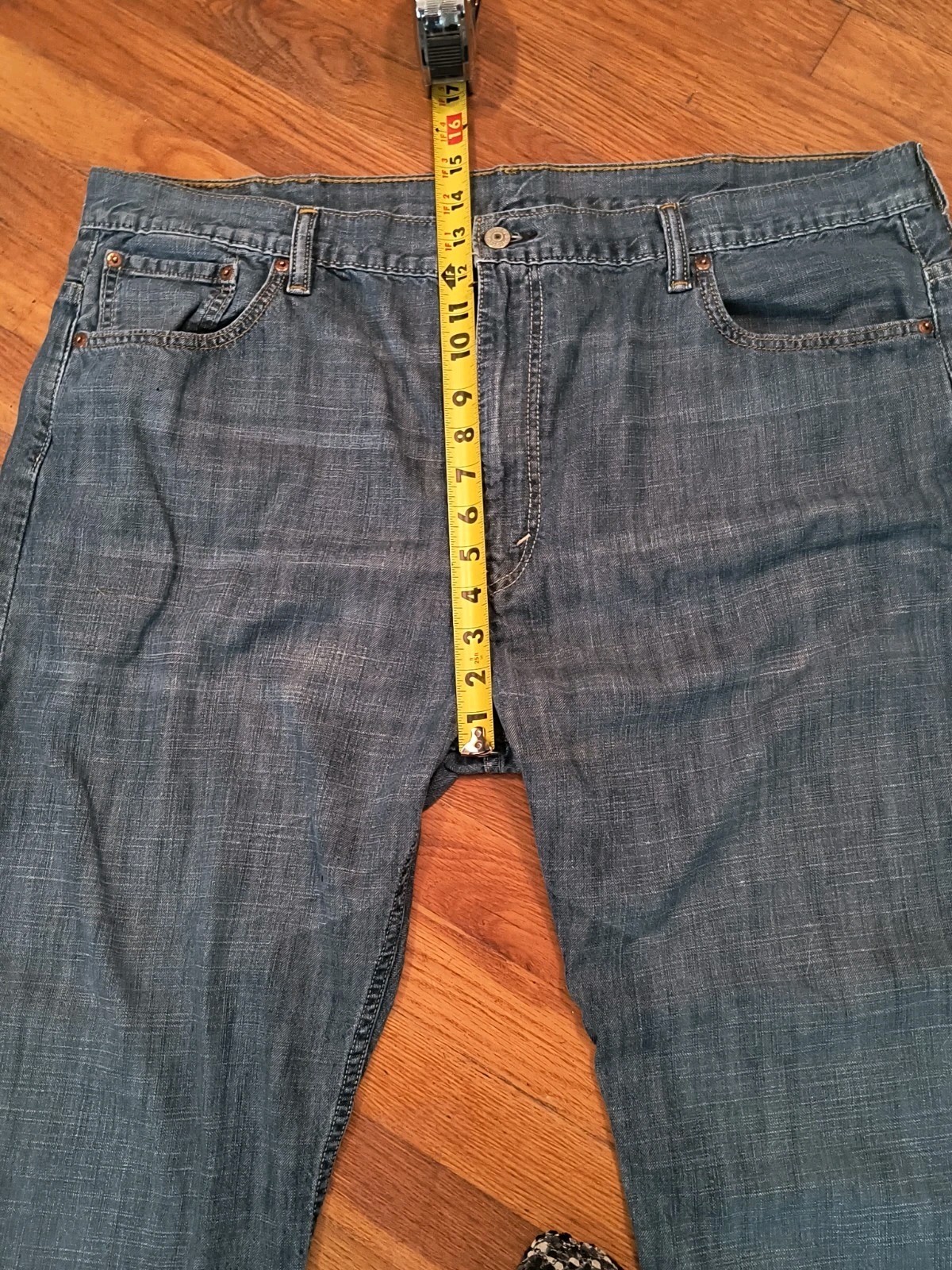Levi’s 569 Mens Loose Fit Jeans 100% Cotton Zipper 5 Pocket Great Condition