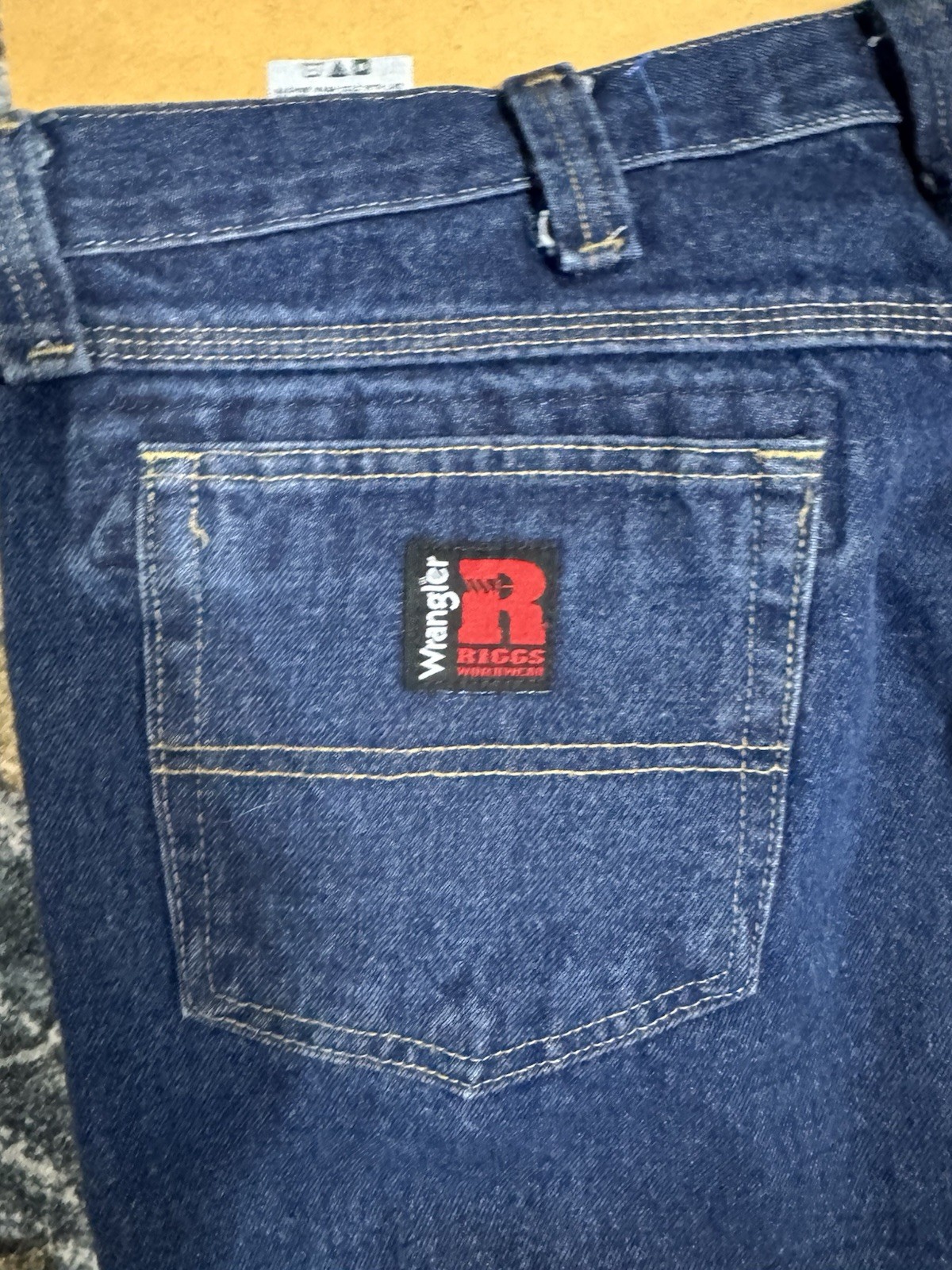 Wrangler RIGGS Workwear Men’s Blue Dark Wash Denim Jeans Relaxed Straight