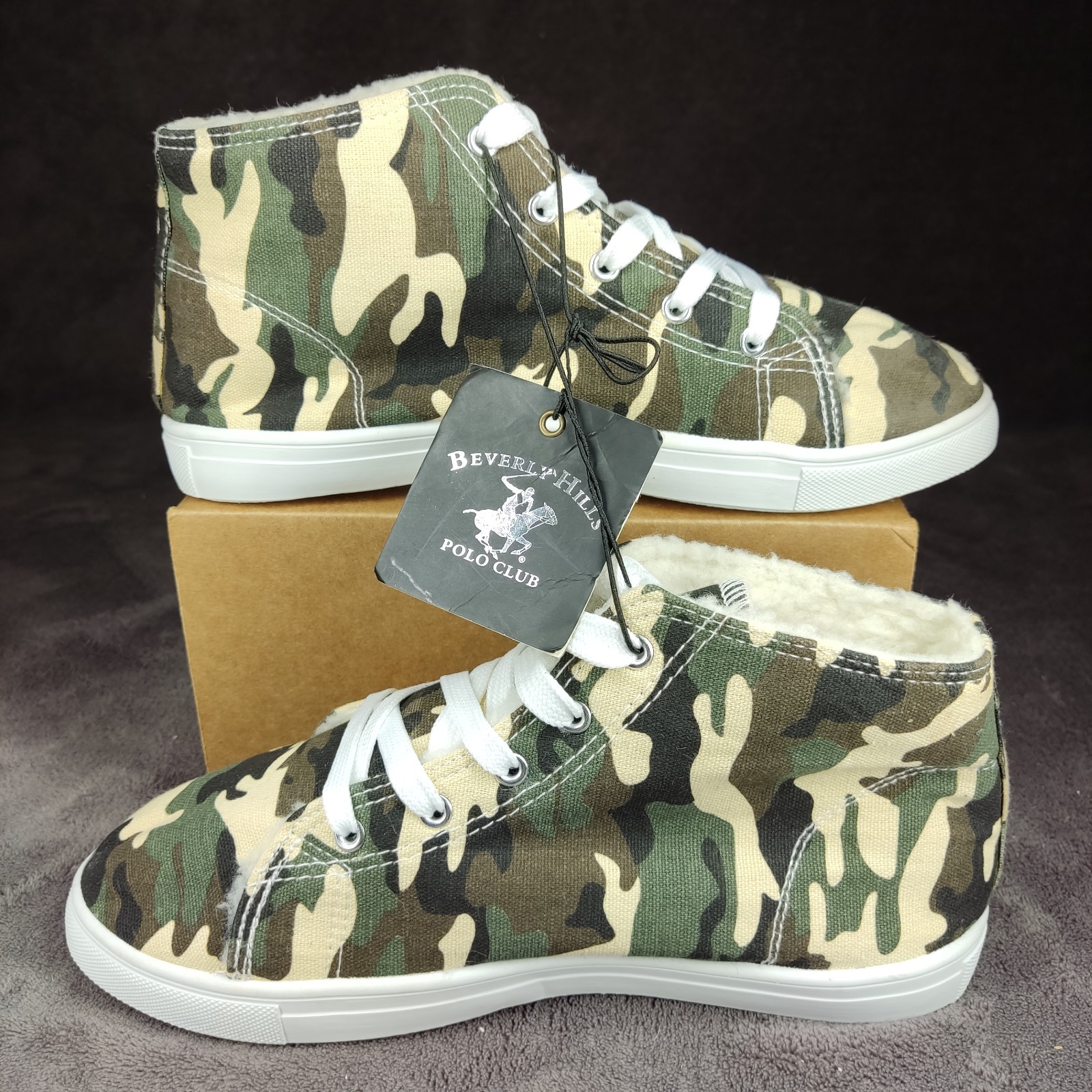 Beverly Hills Polo Club High Tops Womans Size 7 Camouflage And Sharpa Lined