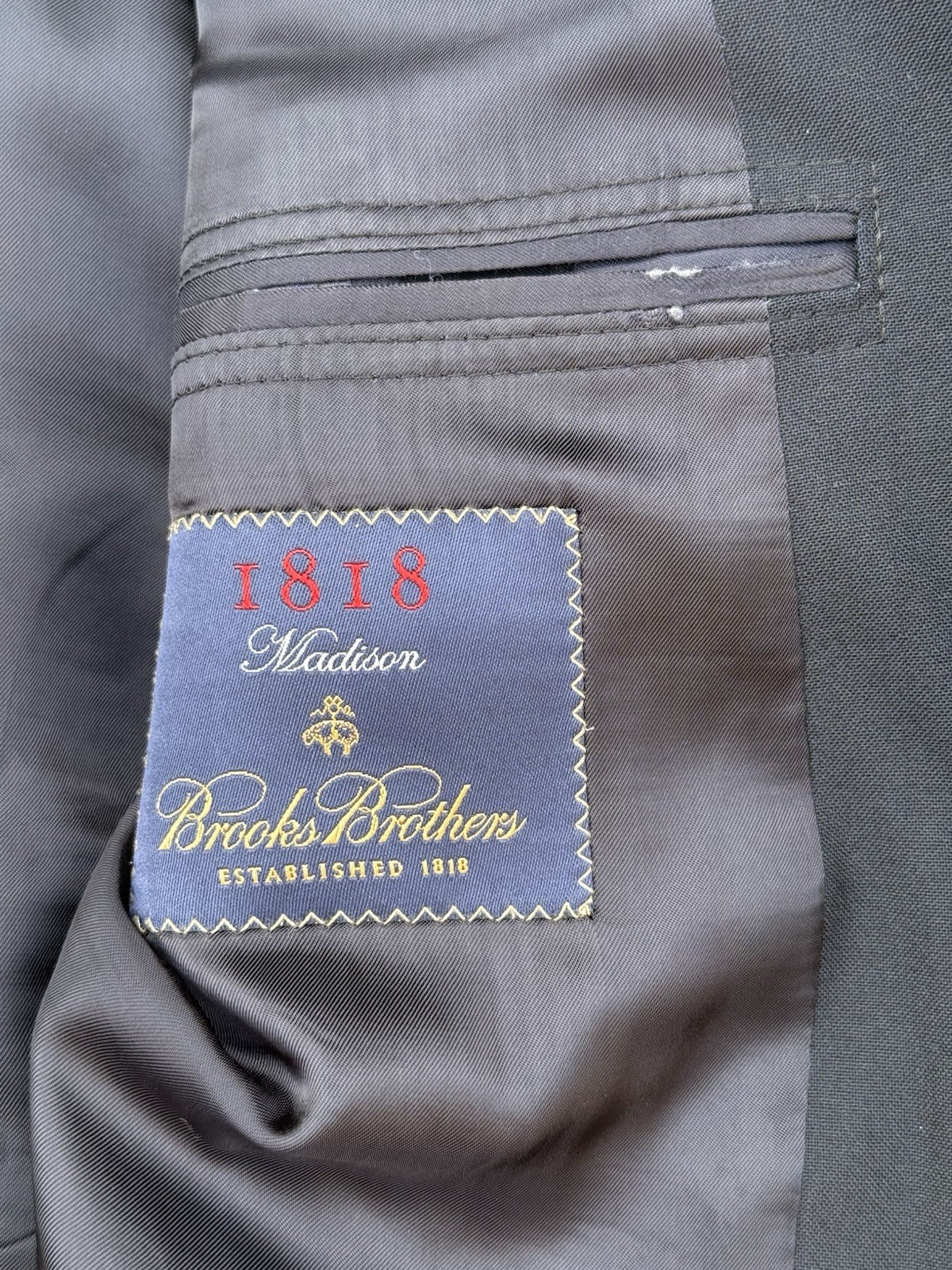 Brooks Brothers Madison Navy Blazer 40R Loro Piana Wool Brass Buttons Staple