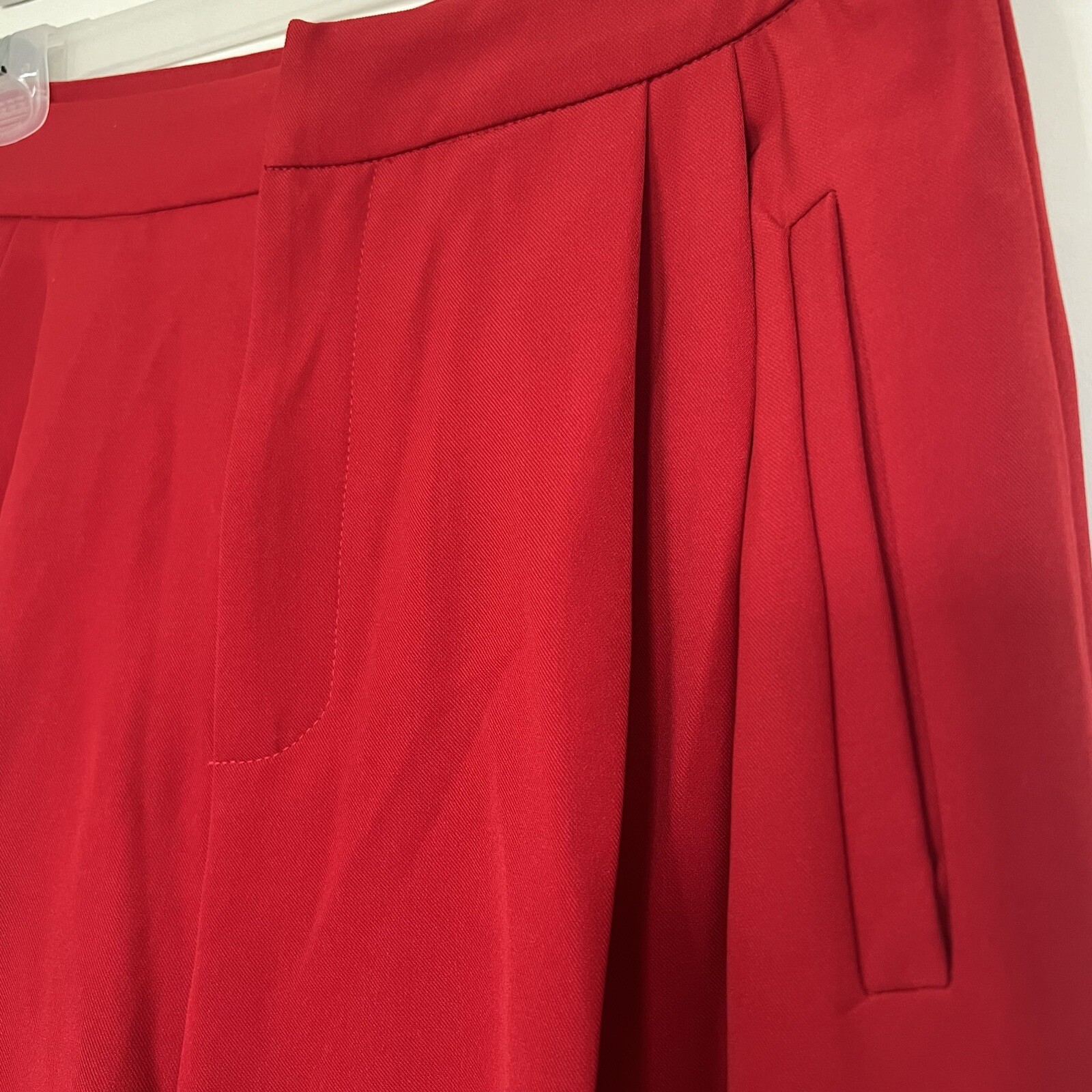 Commense Middle Waist Pleated Tapered Pants Red size M