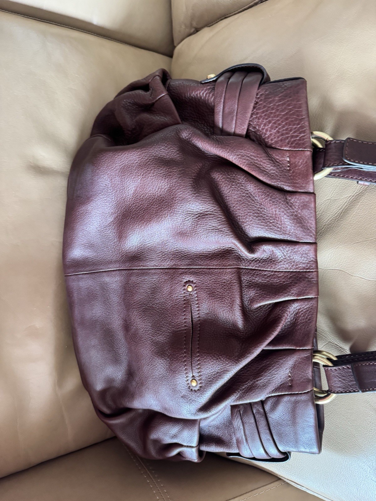 B Makowsky Soft Buttery Brown Leather Handbag Gold Hardware