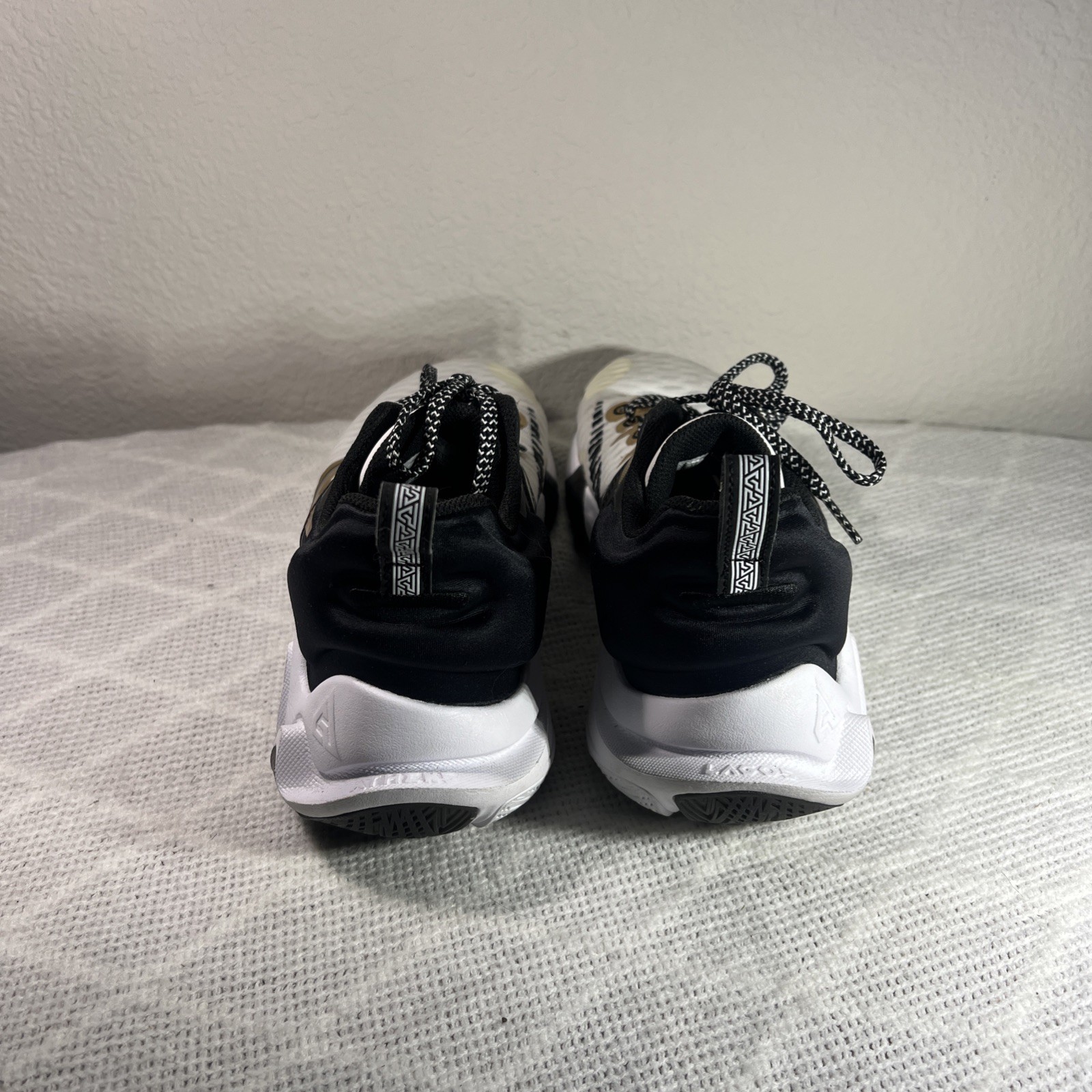 Nike Men’s Giannis Immortality Championship CZ4099-100 White Mesh Lace-Up SZ 12