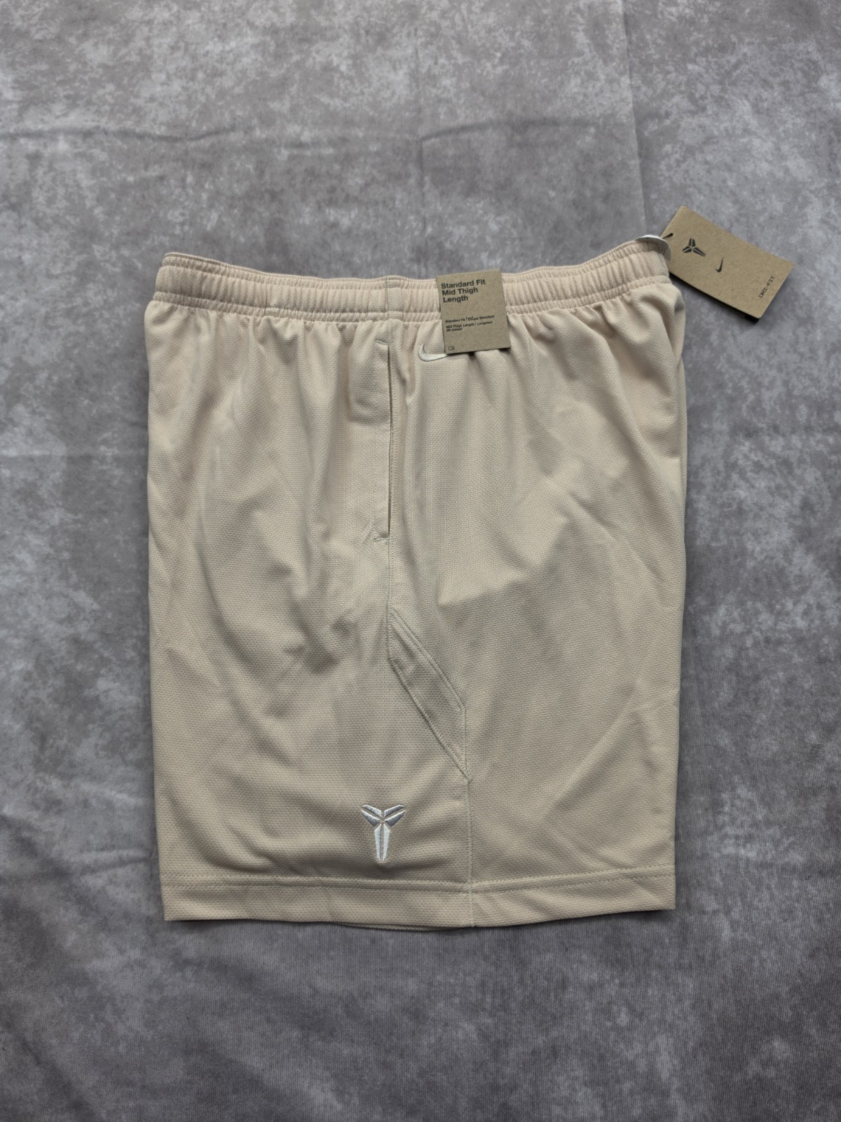 New Nike Kobe Mamba Shorts Boys Sz XL Youth Mid Thigh Length Tan