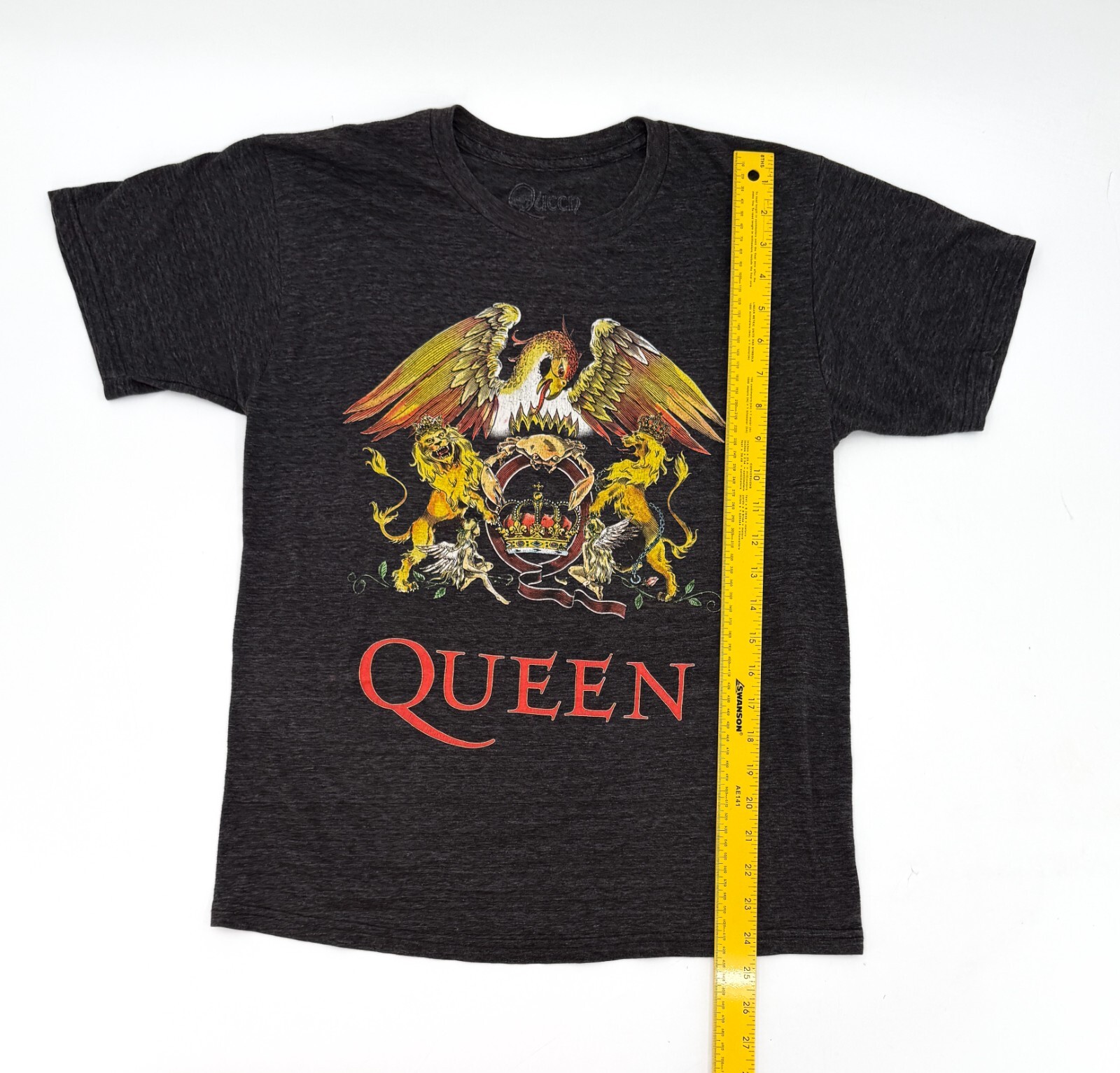 Queen Shirt Womemns Medium Gray Official merch Freddy Mercury Concert 70s