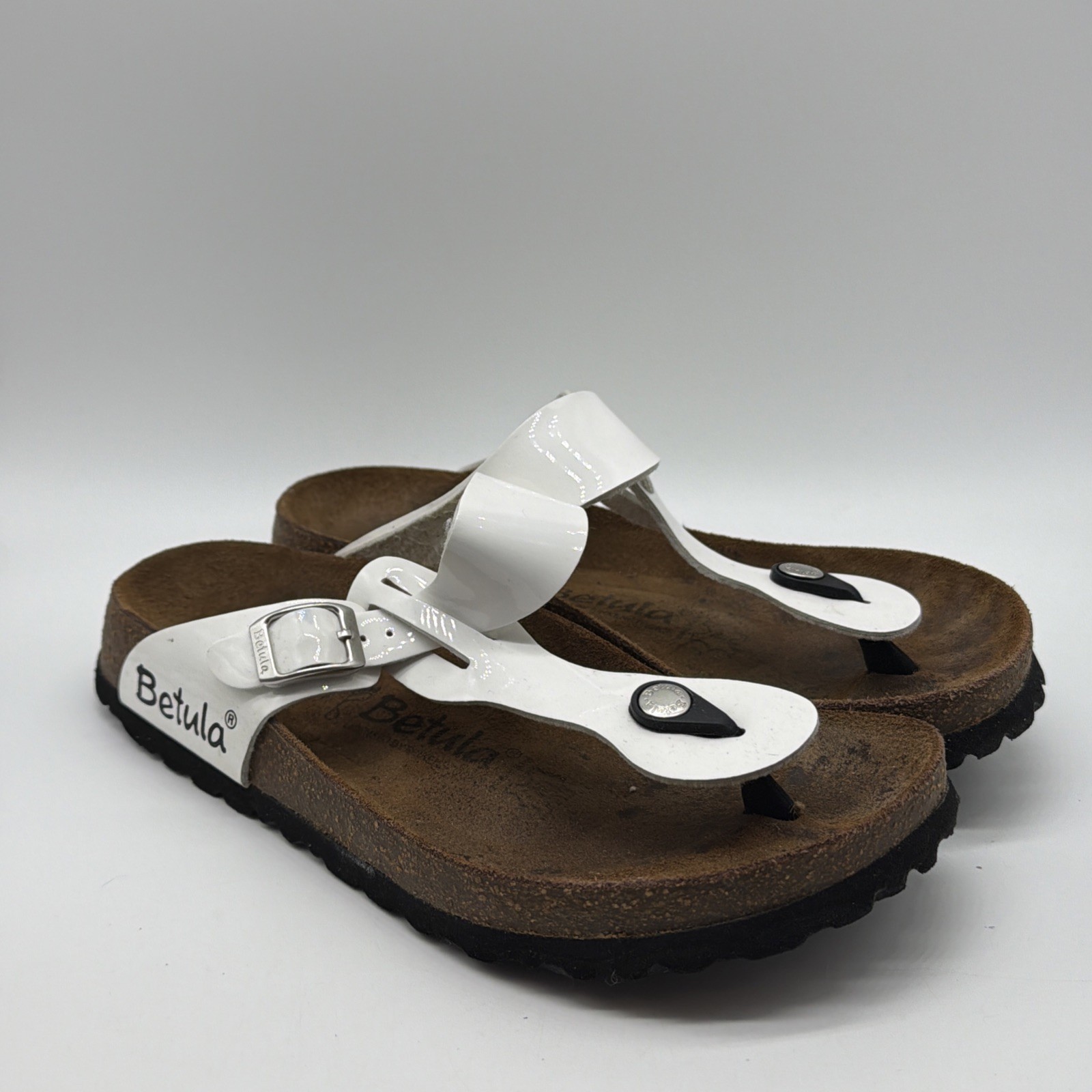 Betula Birkenstock Womens Gizeh White Patent Sandals Size 38 US 7 Reg