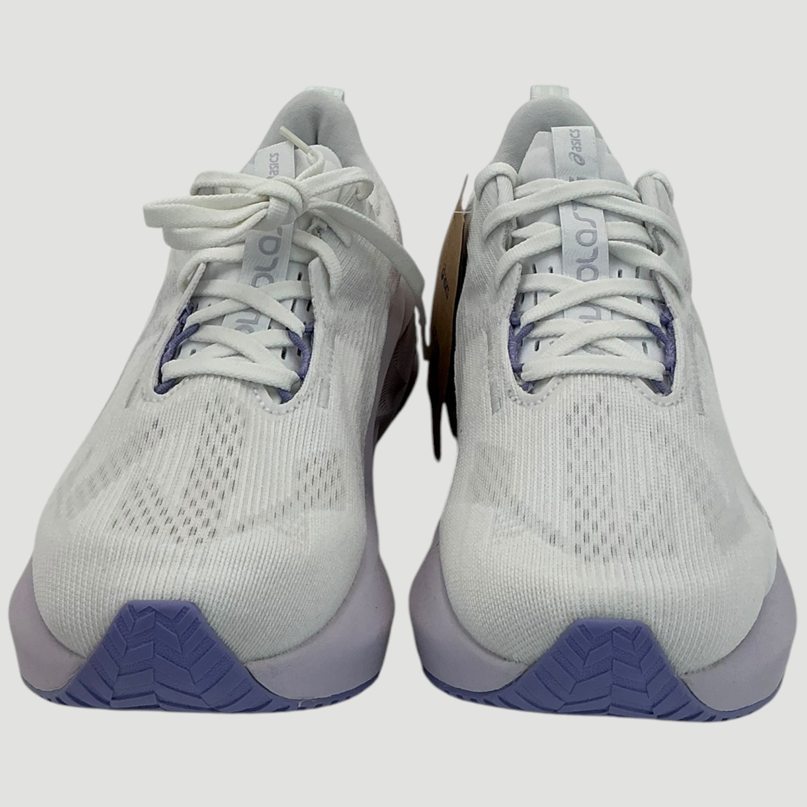Asics Novablast 5 Women’s Size 7 D (Wide) White/Lilac Running Shoes NIB