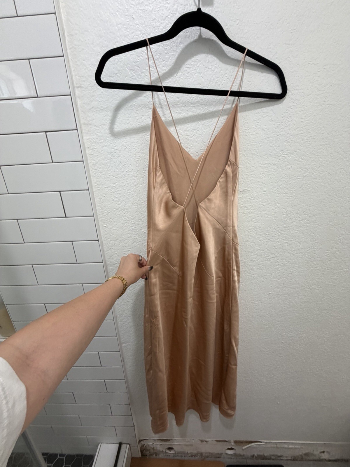 Cushnie et Ochs 100% Silk Beige V-Neck Slip Midi Dress Size 4 Small MSRP ~$1595