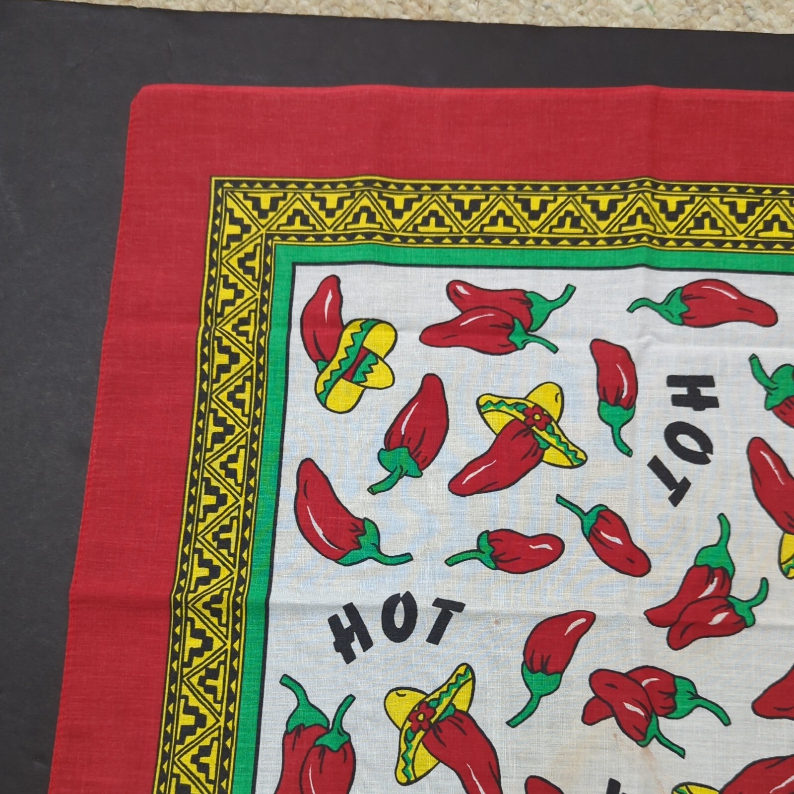 Vintage Chili Pepper Bandana Polycotton USA Biker 21×22 Red Sombrero Hot Aztec