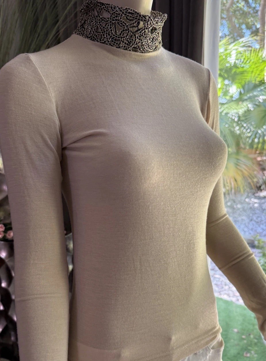 Aaizel Australia Pullover Top Beige Sz XS