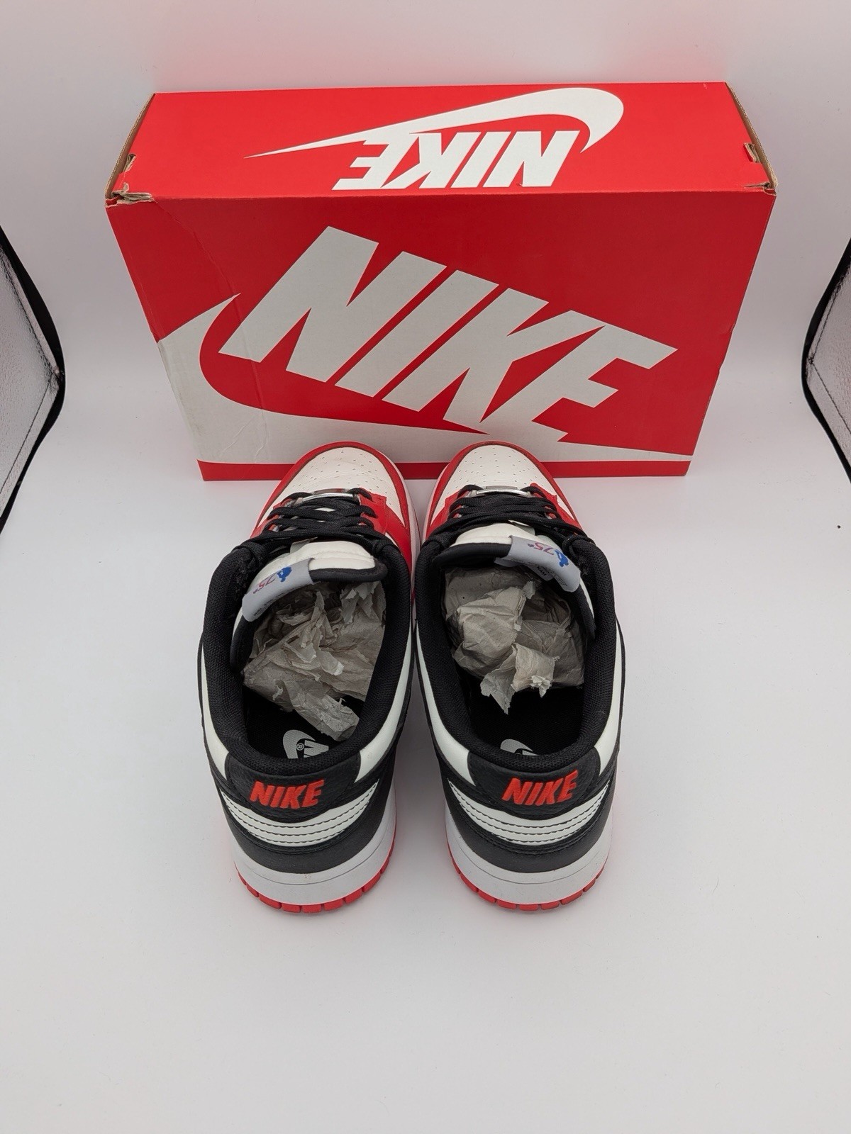 Nike Dunk Low EMB NBA 75th Bulls Sail/Black/Red DD3363-100 Size 9M/10.5W Used