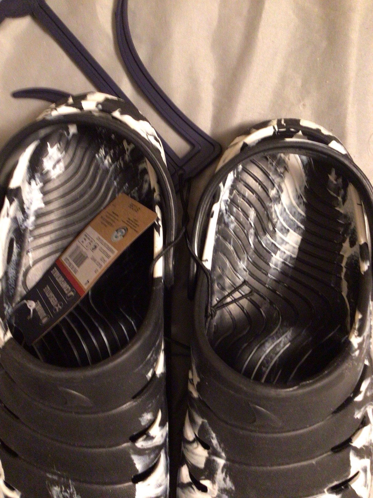Rugged Shark Unisex Kids Rubber Slip On Shoe Sz 4 NWT Black Camo