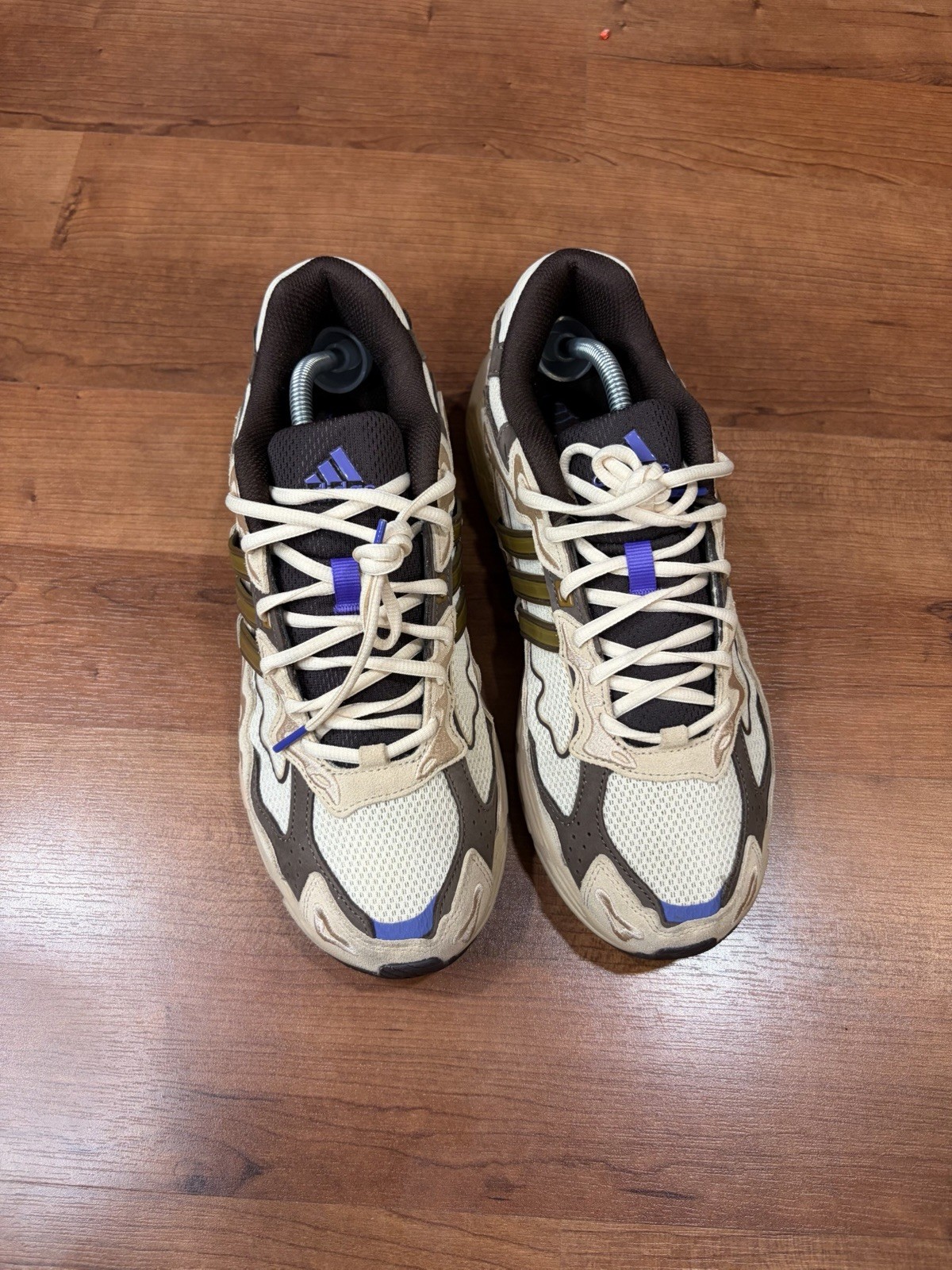 Size 11M – Adidas Response CL Bad Bunny Paso Fino