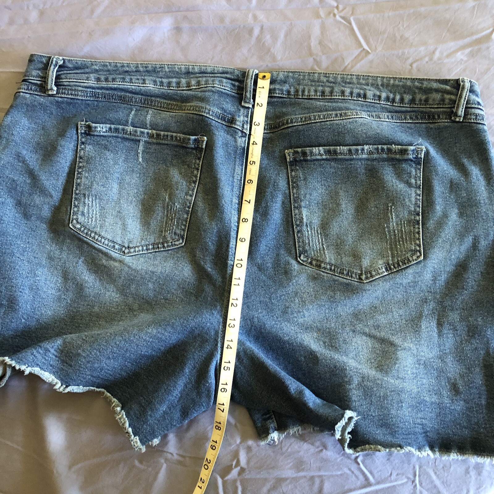 Curvy Distressed Patriotic American Flag Denim Jean Zip Up Shorts￼￼ Plus Size