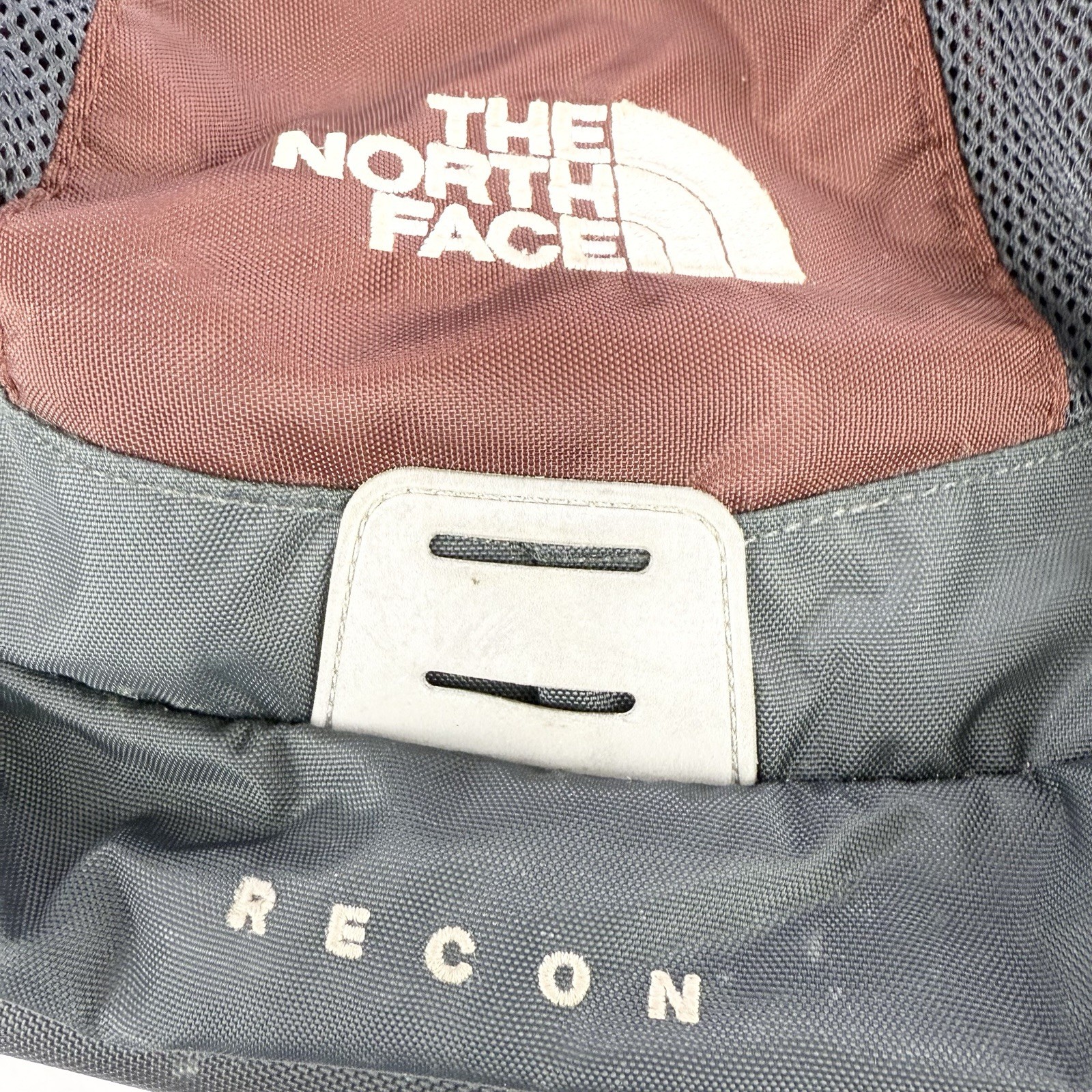 THE NORTH FACE Recon Burgundy & Gray Backpack Hiking Travel School Everyday Bag