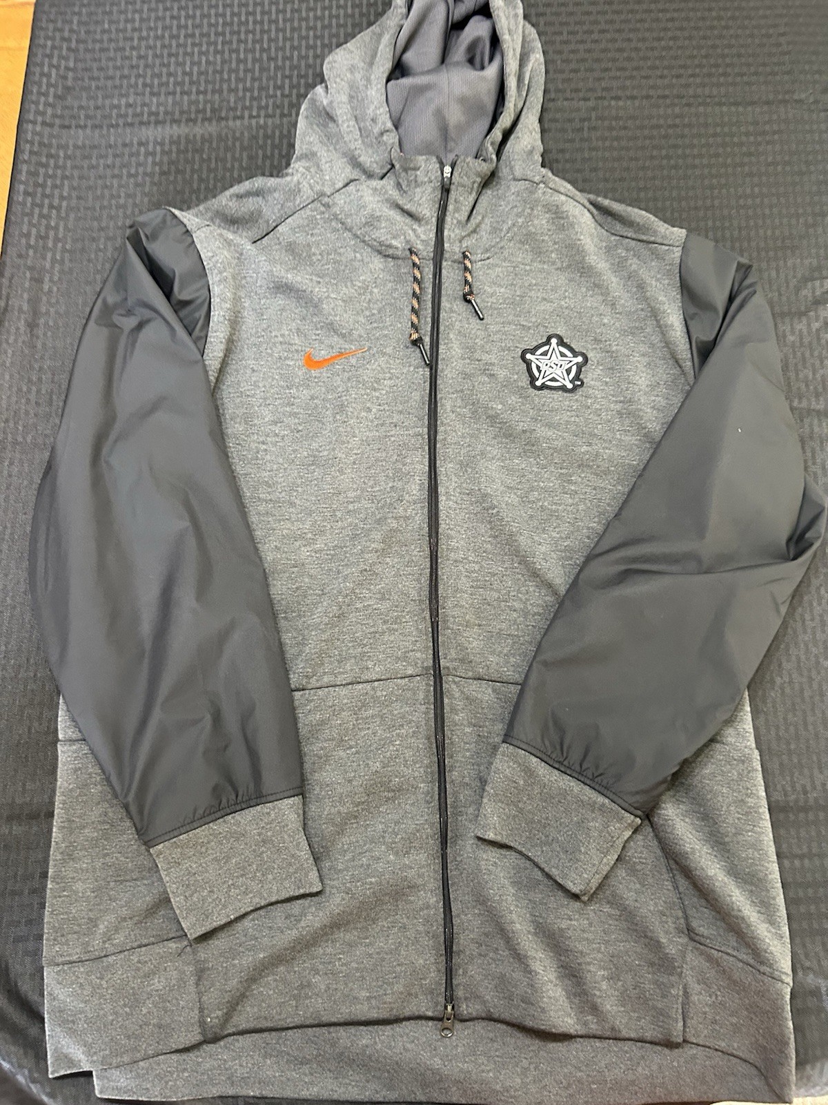 Nike Dri-FIT Men’s 3XL Oklahoma State Full-Zip Knit Hoodie