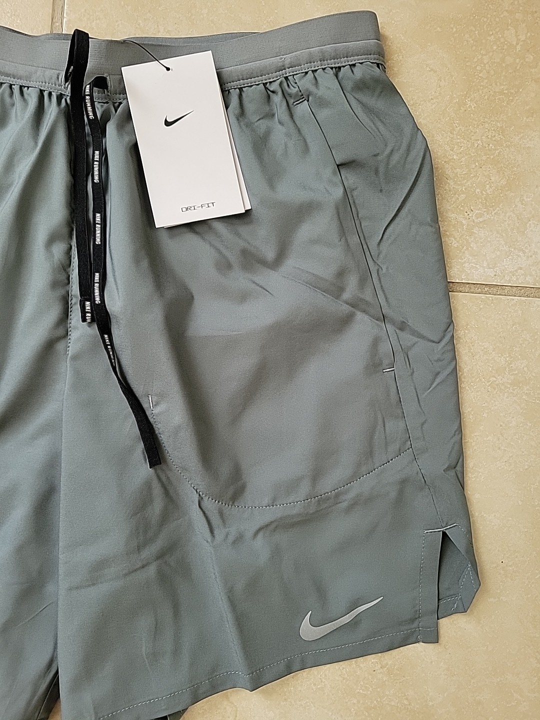 Nike Flex Stride Dri-fit 7″ Brief Lined Shorts Men’s S NWT CJ6459-085 Gray
