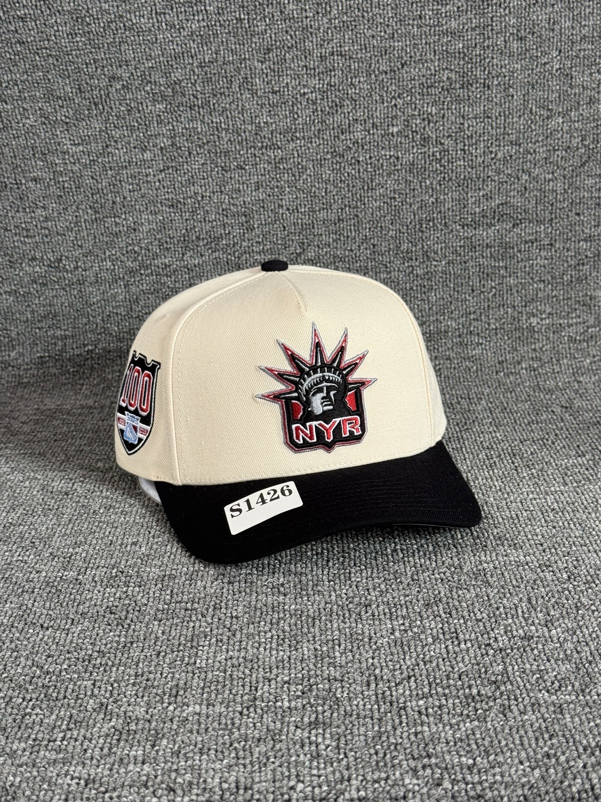 Mitchell & Ness NY Rangers Retro Snapback Hat Cream Black NHL