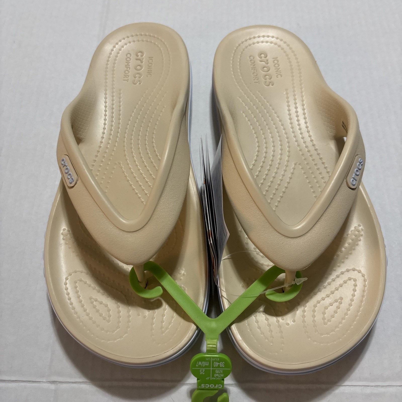 CROCS Bayaband Flip Flops Sandals M7 W9 NWT