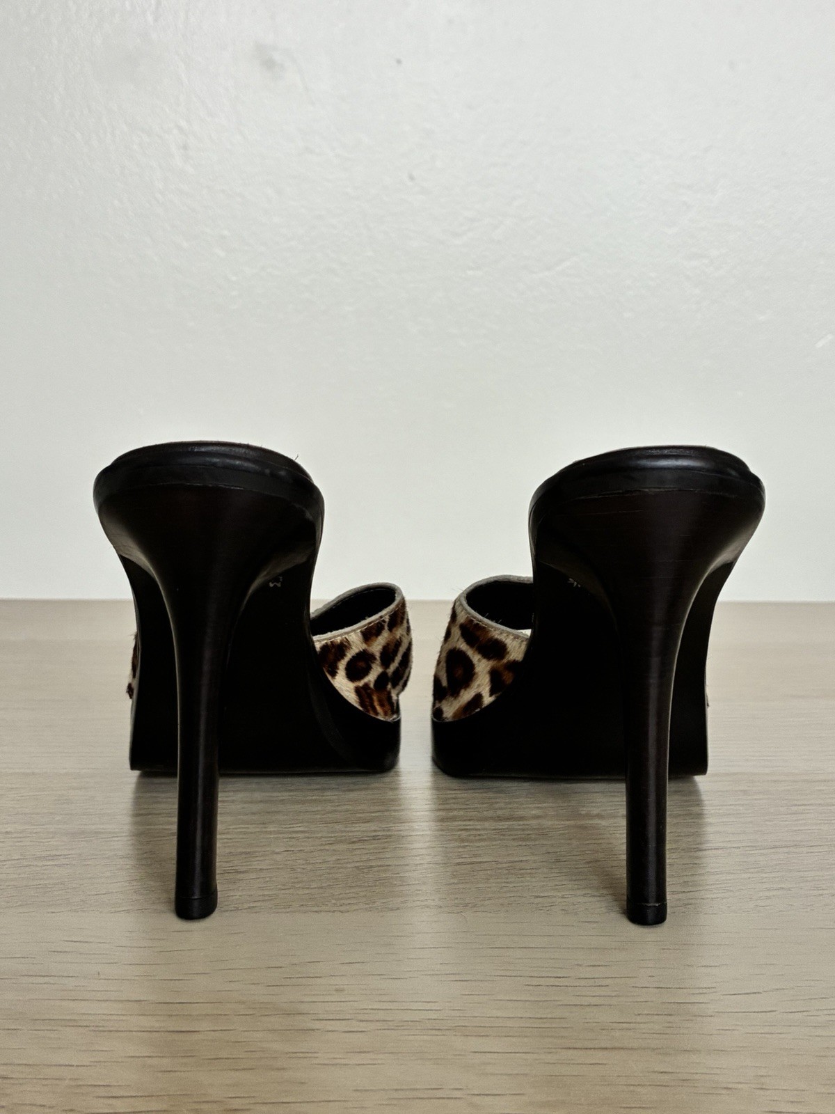 bebe Women’s Leopard Animal Print Slip-On Mule Heels Open Toe Buckle US 7