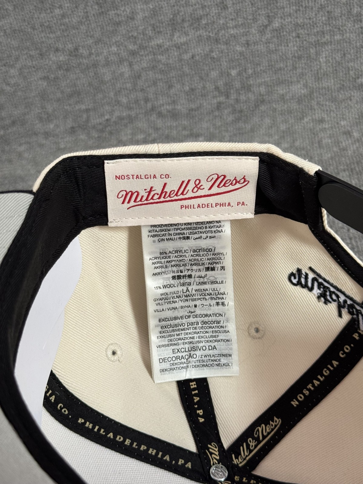 Mitchell & Ness NY Rangers Retro Snapback Hat Cream Black NHL