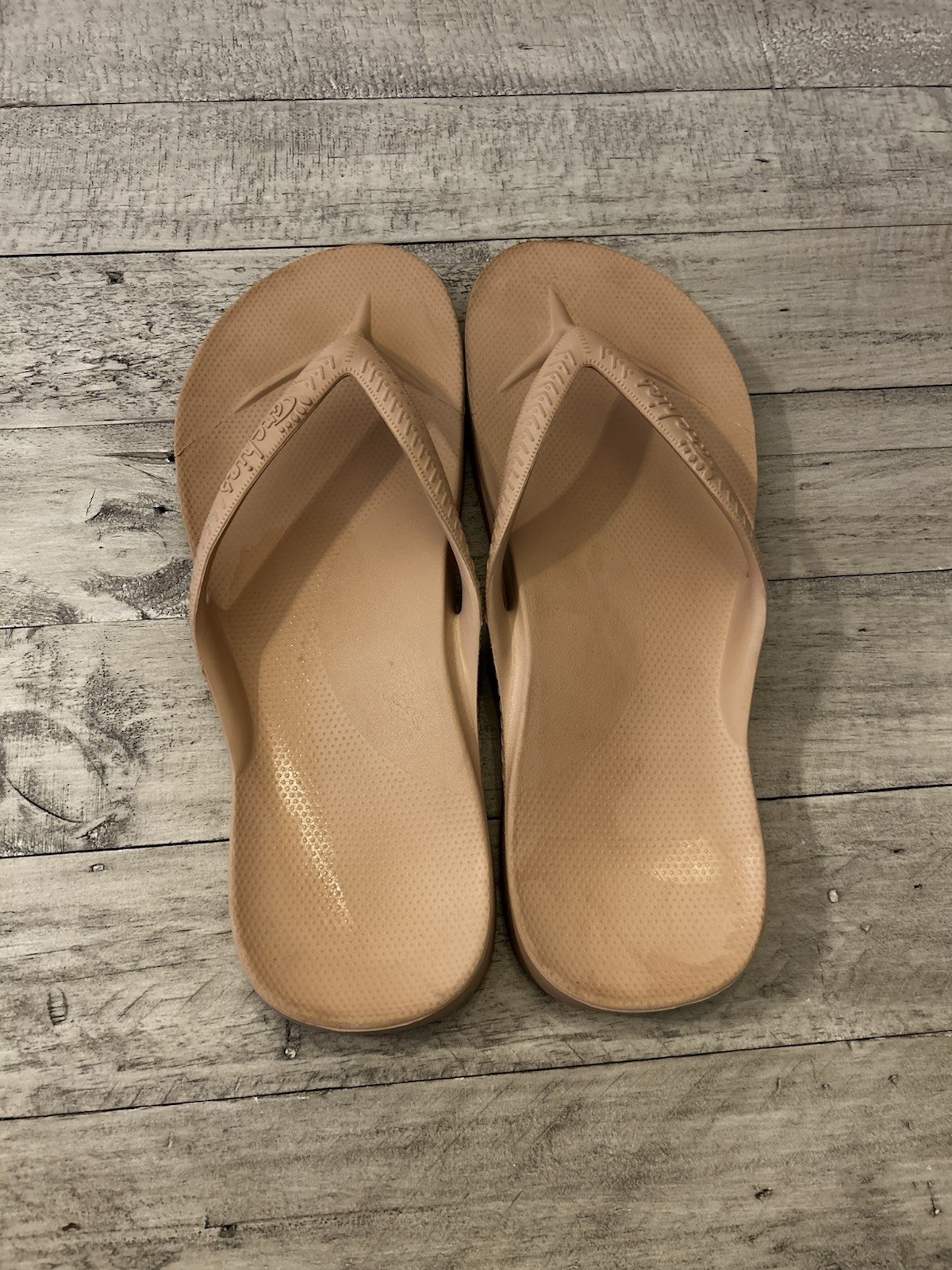 Archies Arch Support Flip Flops Sandals Women’s Size 12 Beige