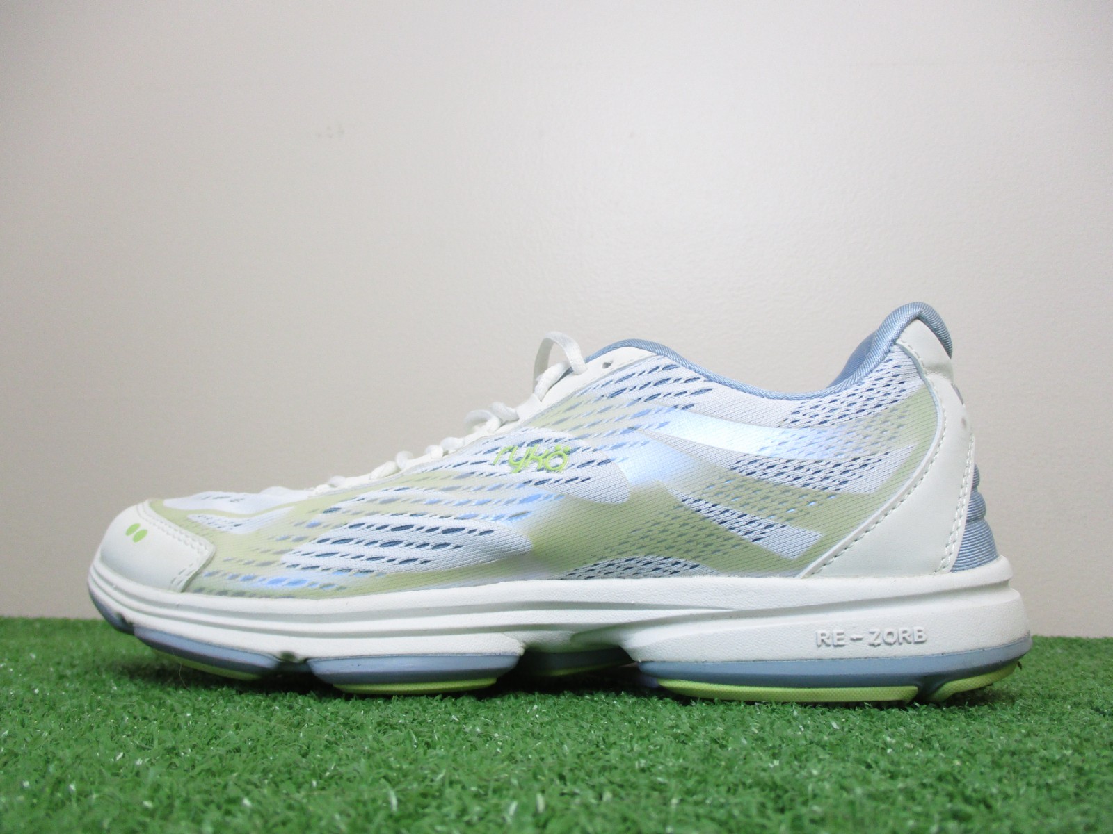 Ryka Devotion Plus 2 Shoes Womens 9.5 Medium B White Blue Grey Sneakers Running