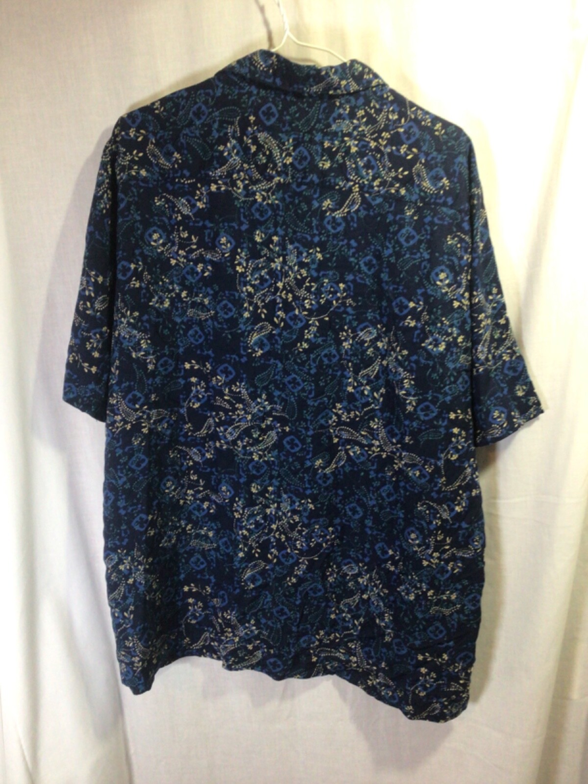 Metro Concepts Blue Paisley Large 100% Rayon Hawaiian Style Shirt B3