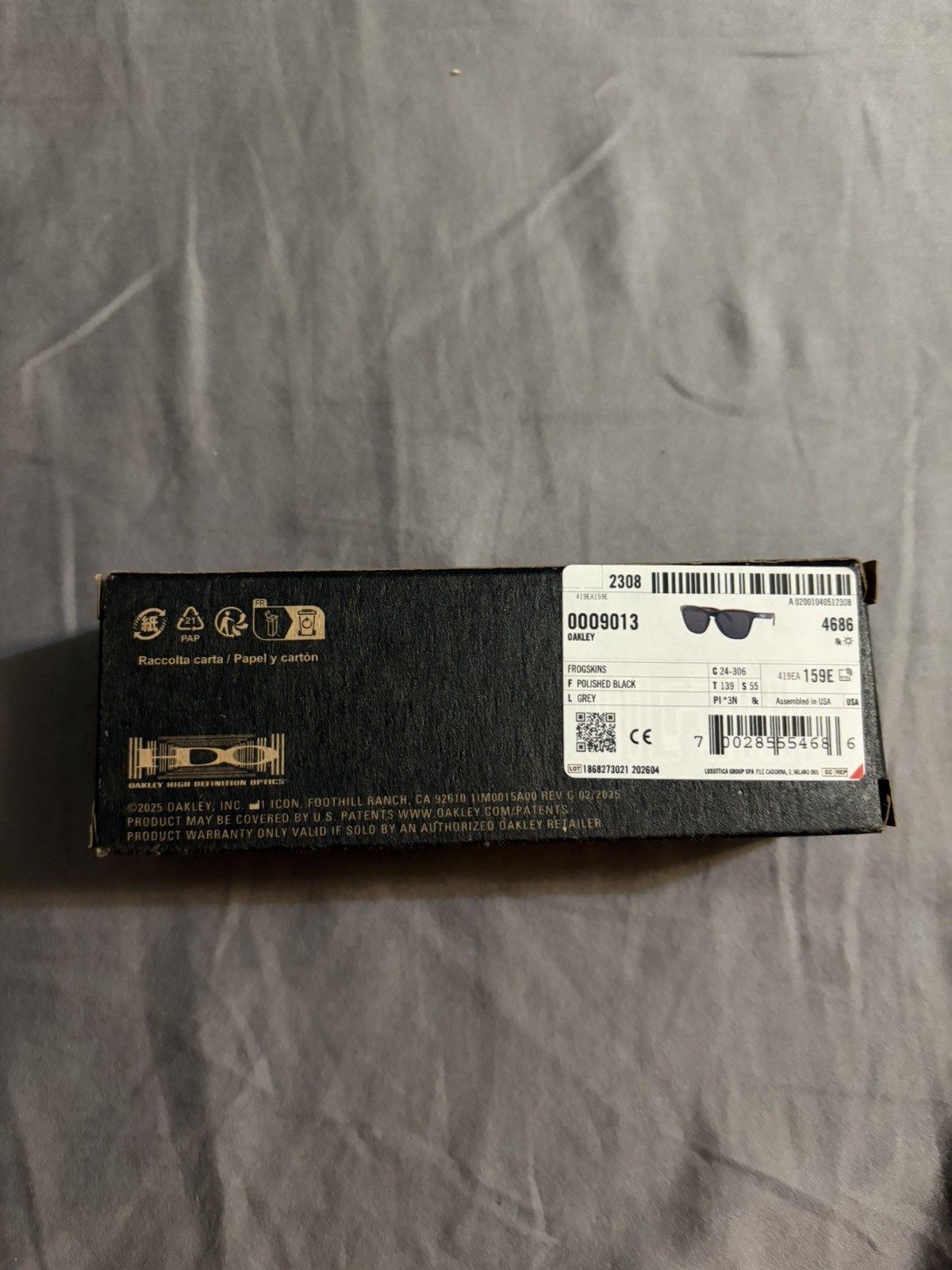 Oakley Frogskins Polished Black/Grey 55 mm Men’s Sunglasses OO9013 24-306