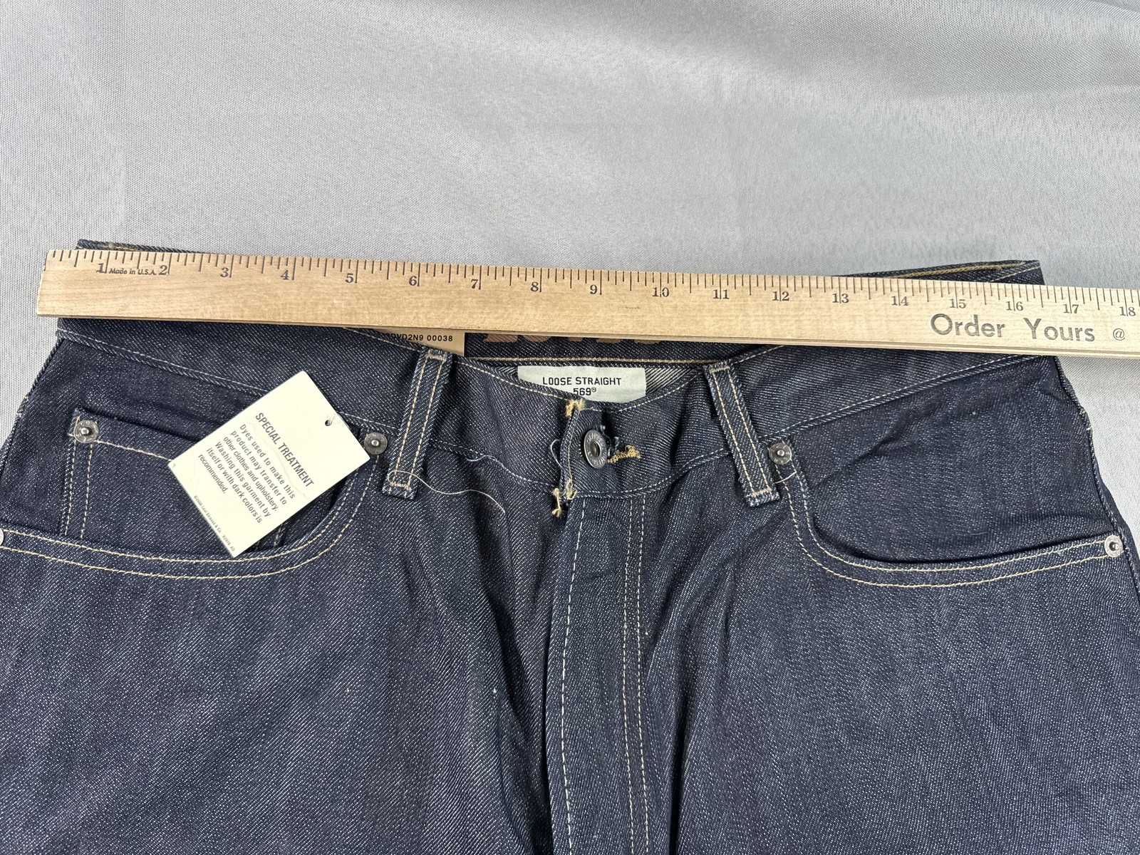 Levi’s 569 Straight Leg Dark Wash Denim Jeans W34 L30 100% Cotton New Tags Mid