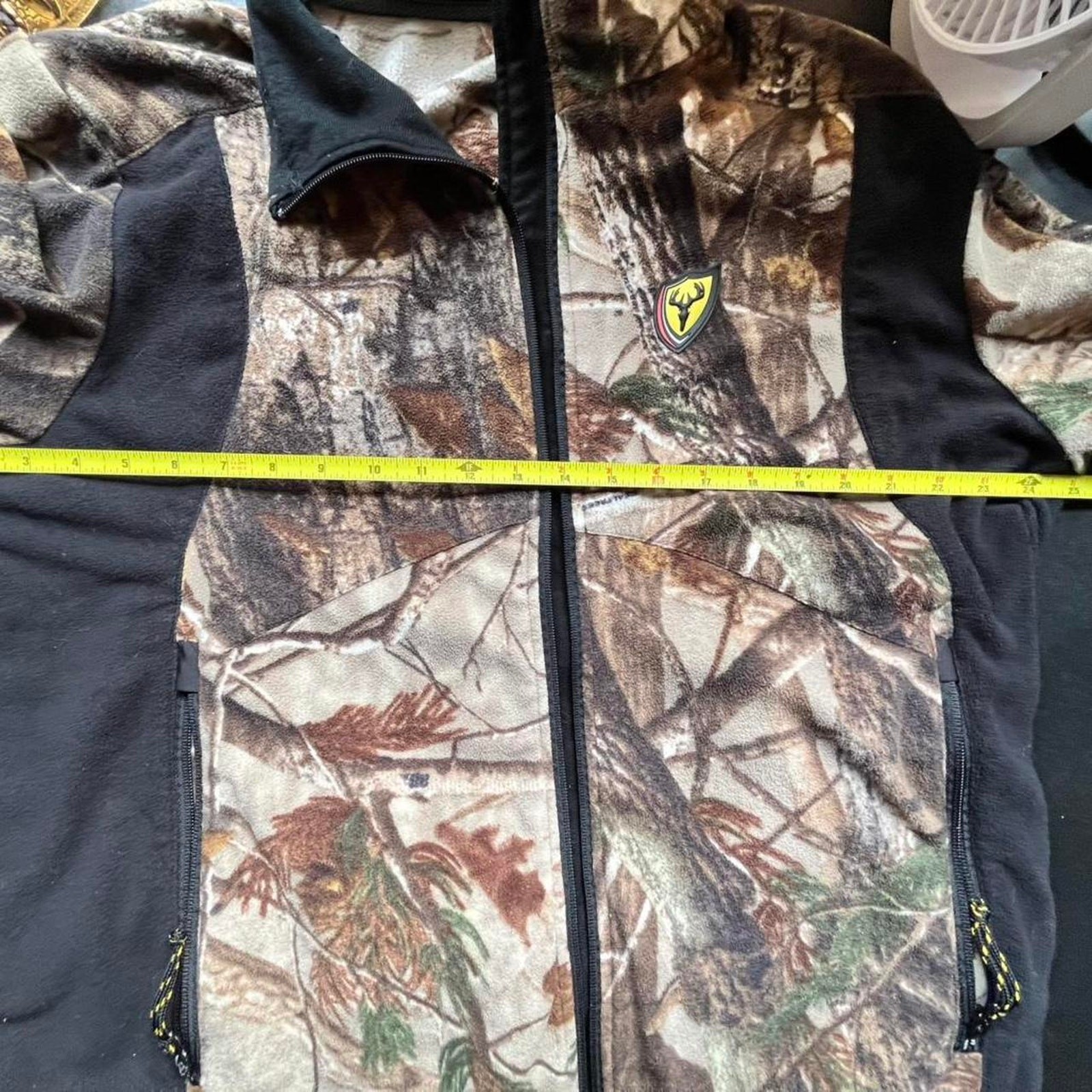 Realtree Hunter’s Fleece woodland – L – zipper catch needs quick repair (pic 4)