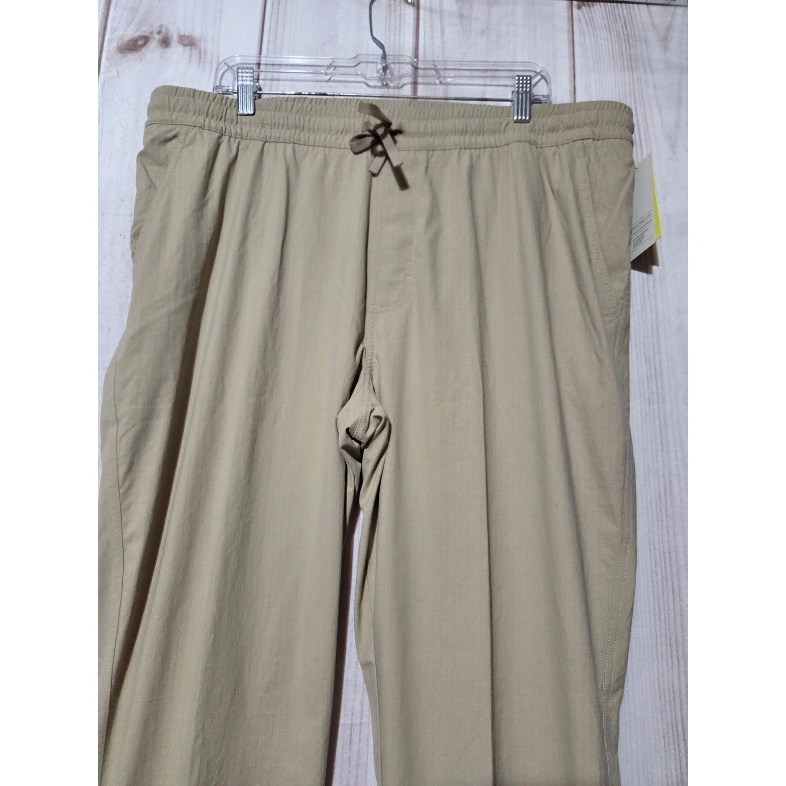 All in Motion Mens Ripstop Pant Khaki Tan Stretch Quick Dry UPF 50+ Size L NEW